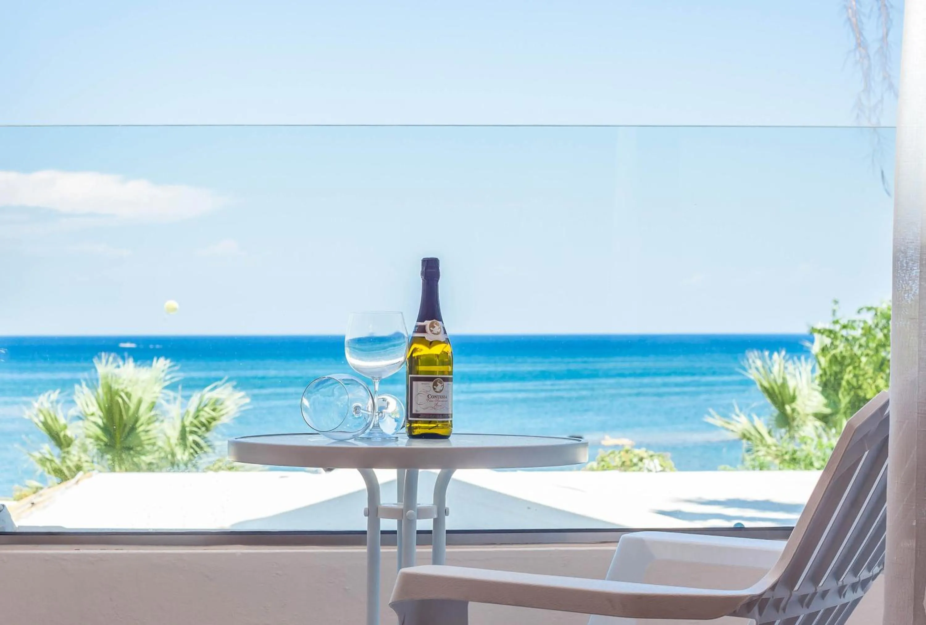 Sea view in Lido Star