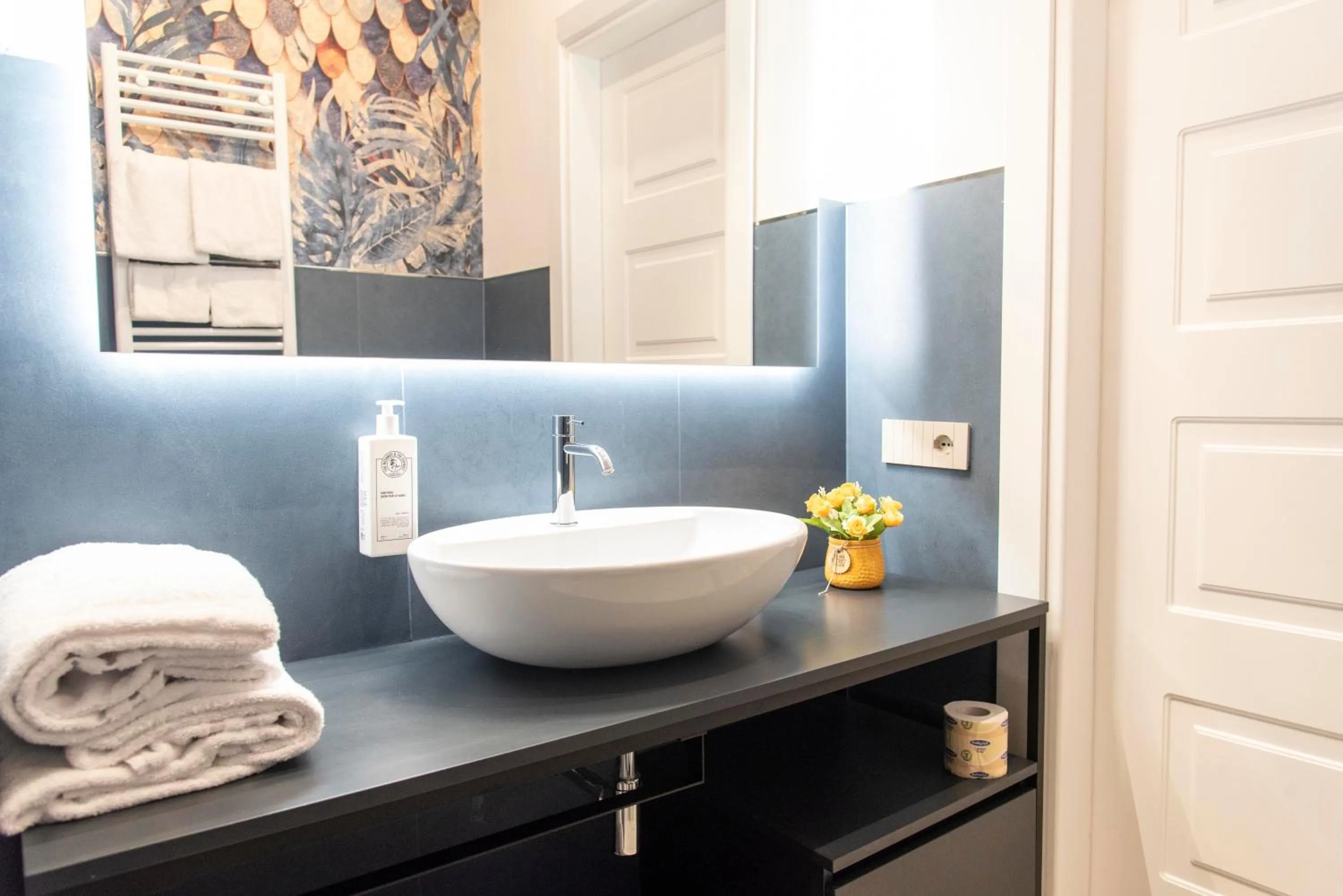 Adelaide Suite Dreams