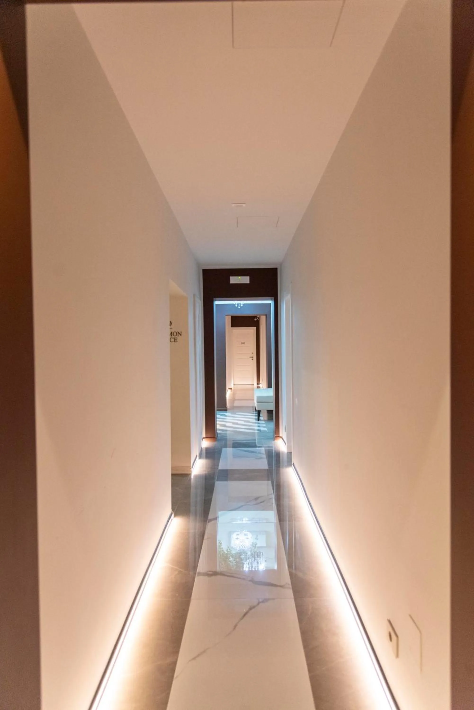 Adelaide Suite Dreams