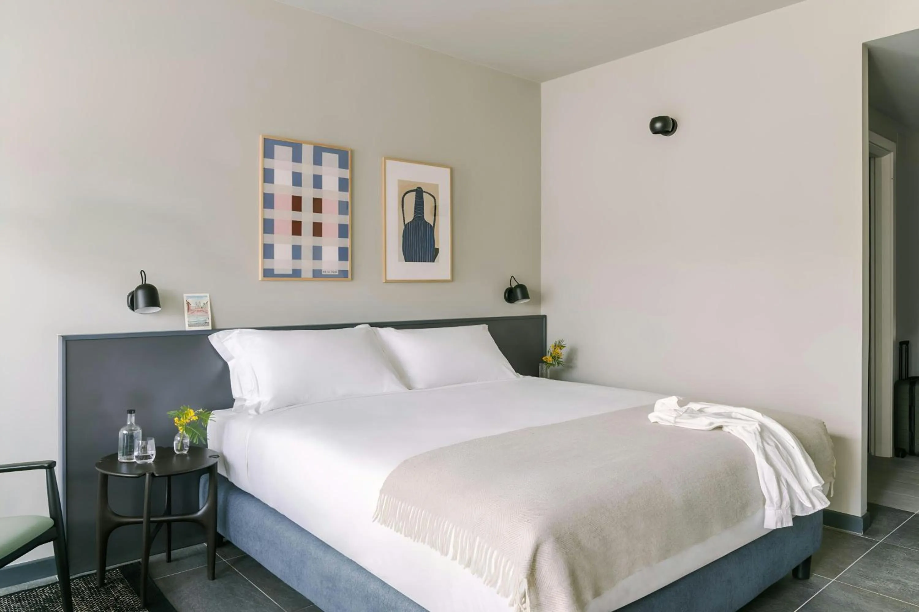Bedroom, Bed in Testaccio Hotel, Sonder Hotel by Marriott Bonvoy