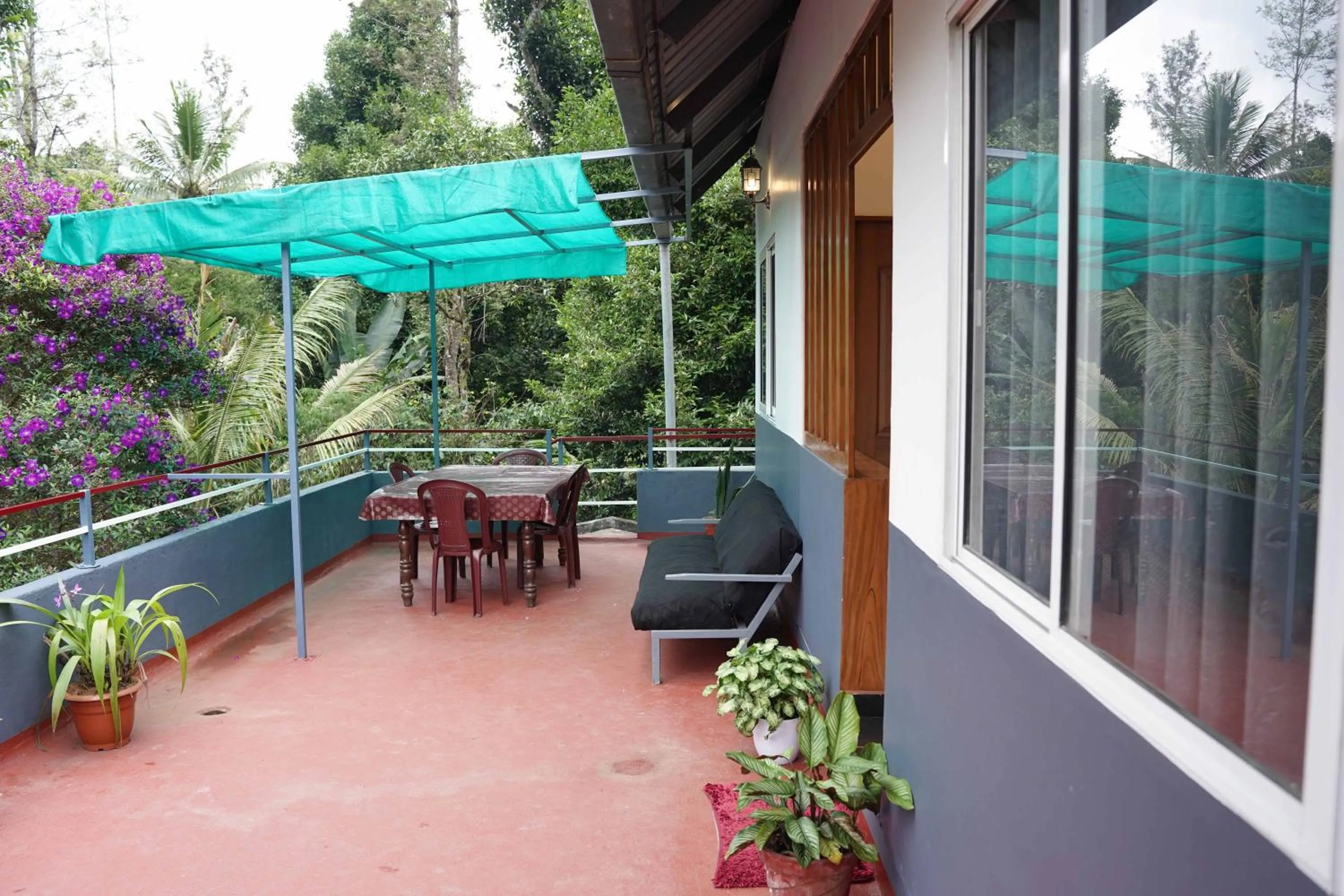 The wayside cottage Munnar
