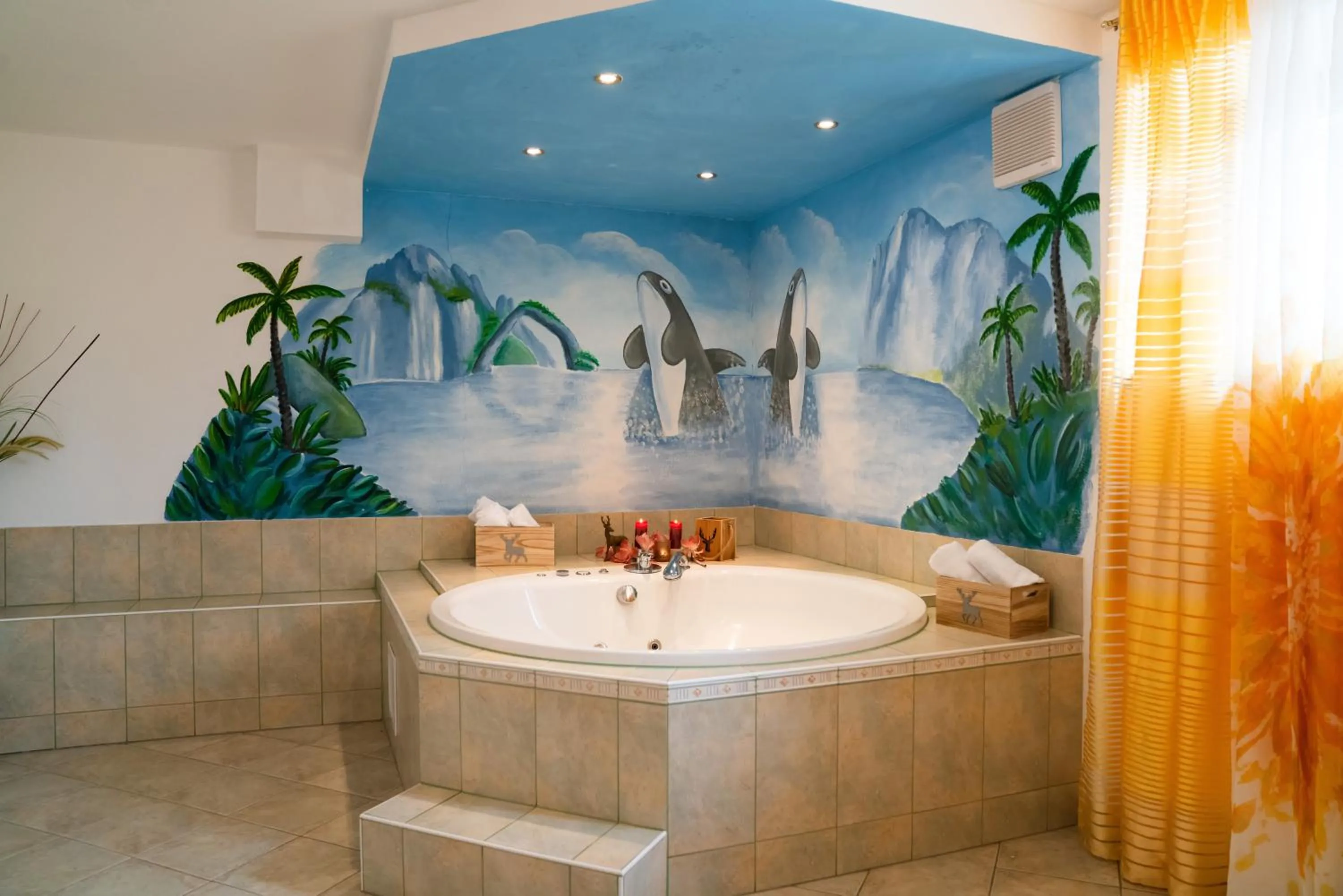 Hot Tub in Zistelberghof