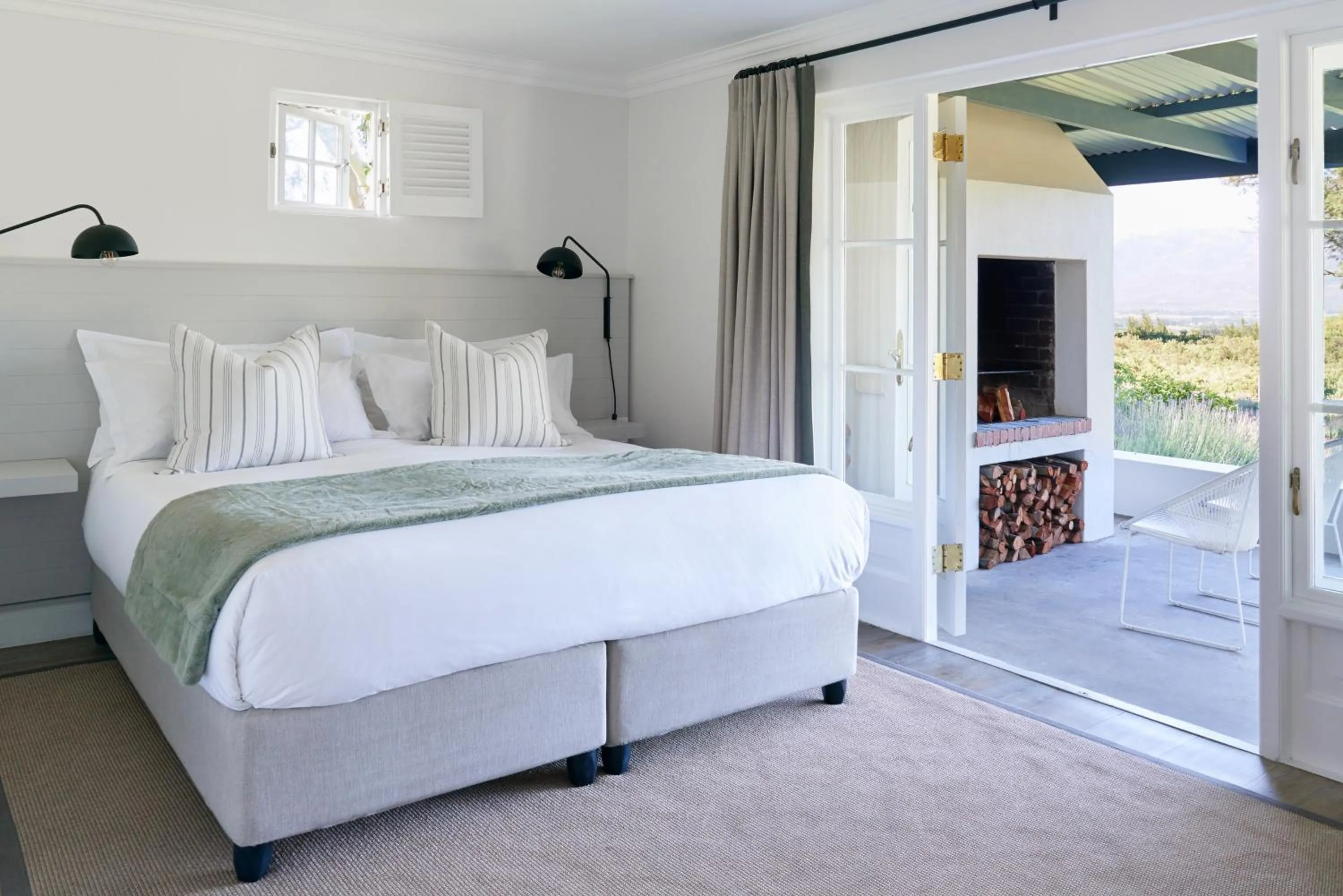 Bed in Boschendal Farm Estate