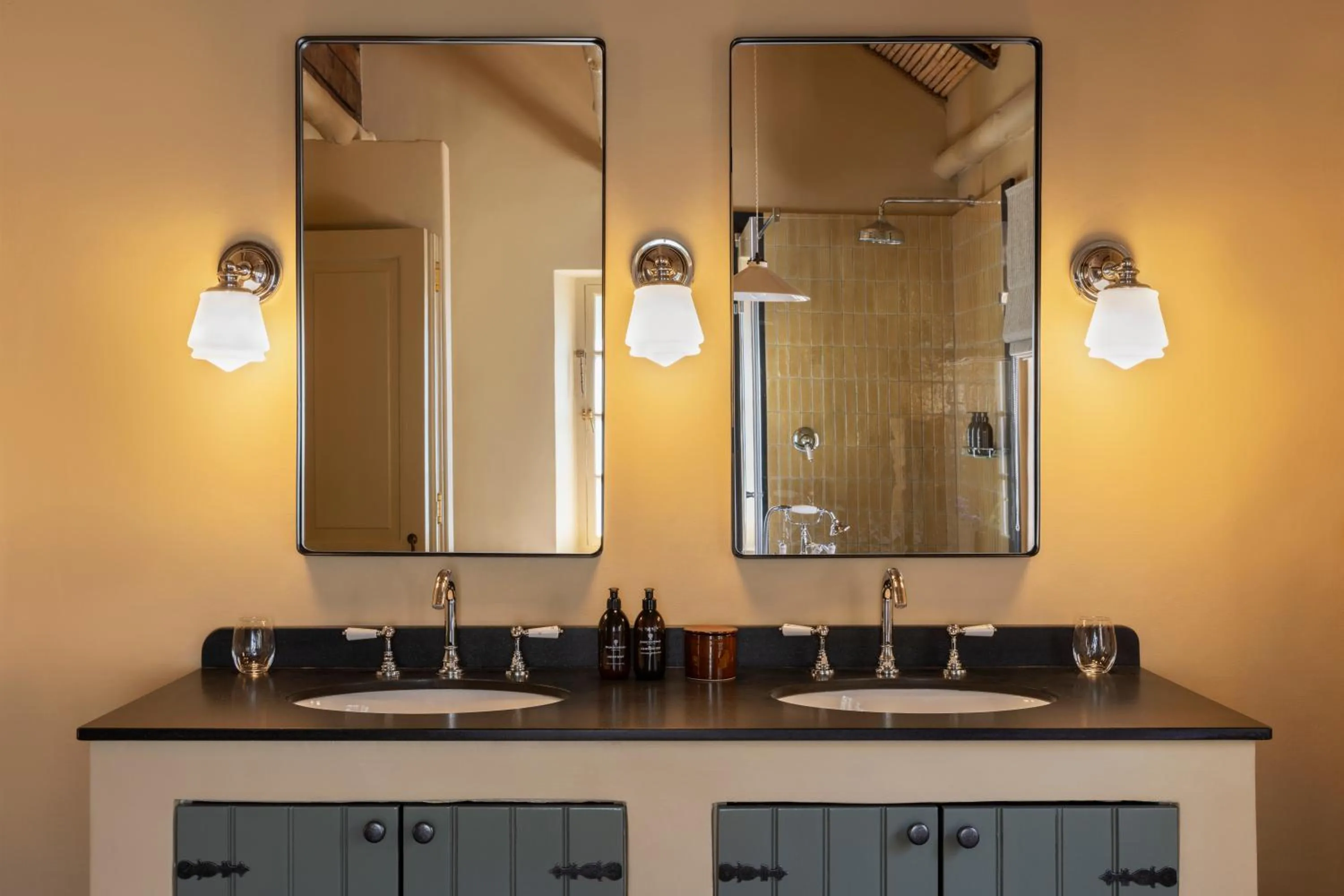 Bathroom in Boschendal Farm Estate