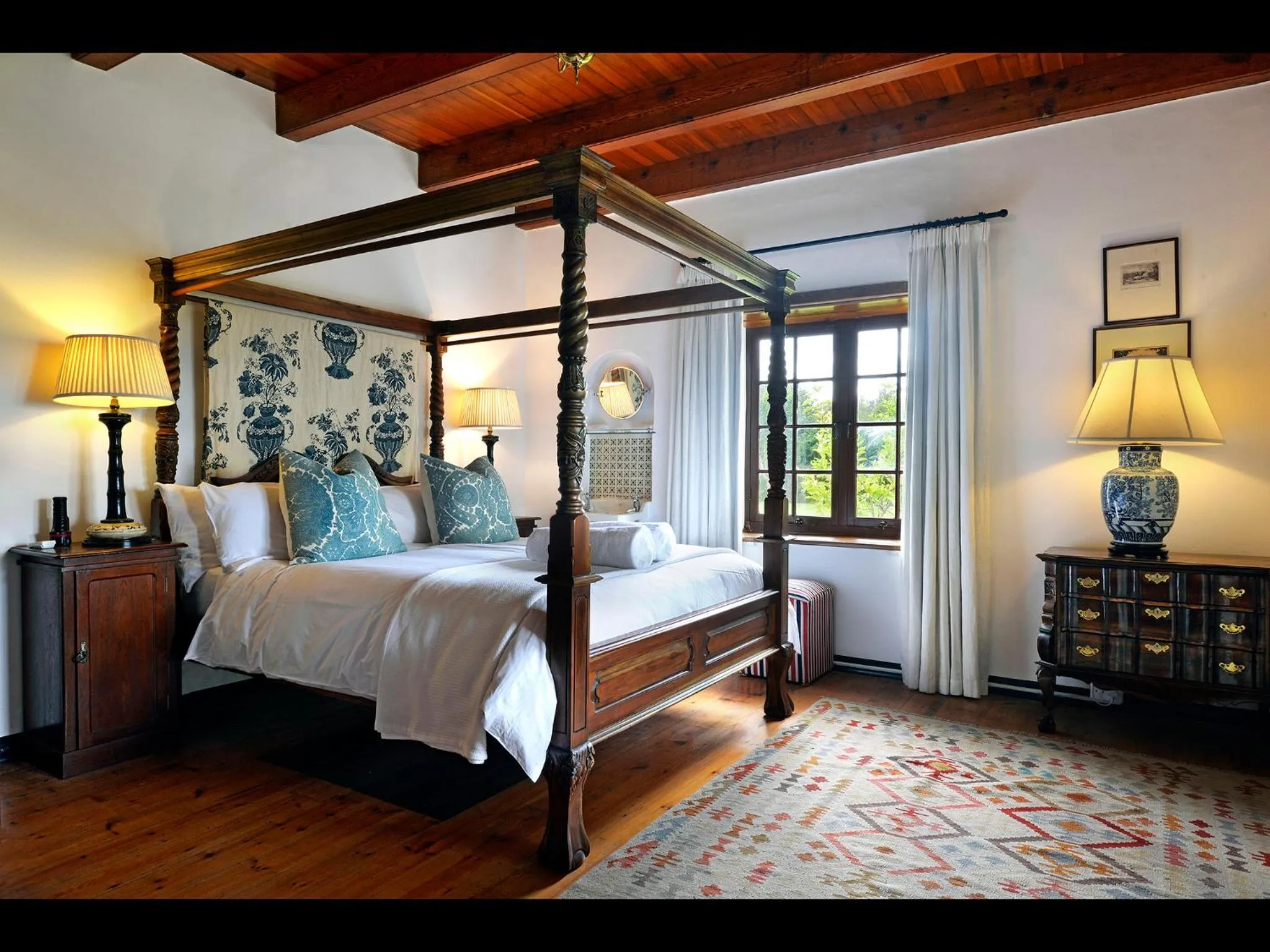 Bed in Boschendal Farm Estate