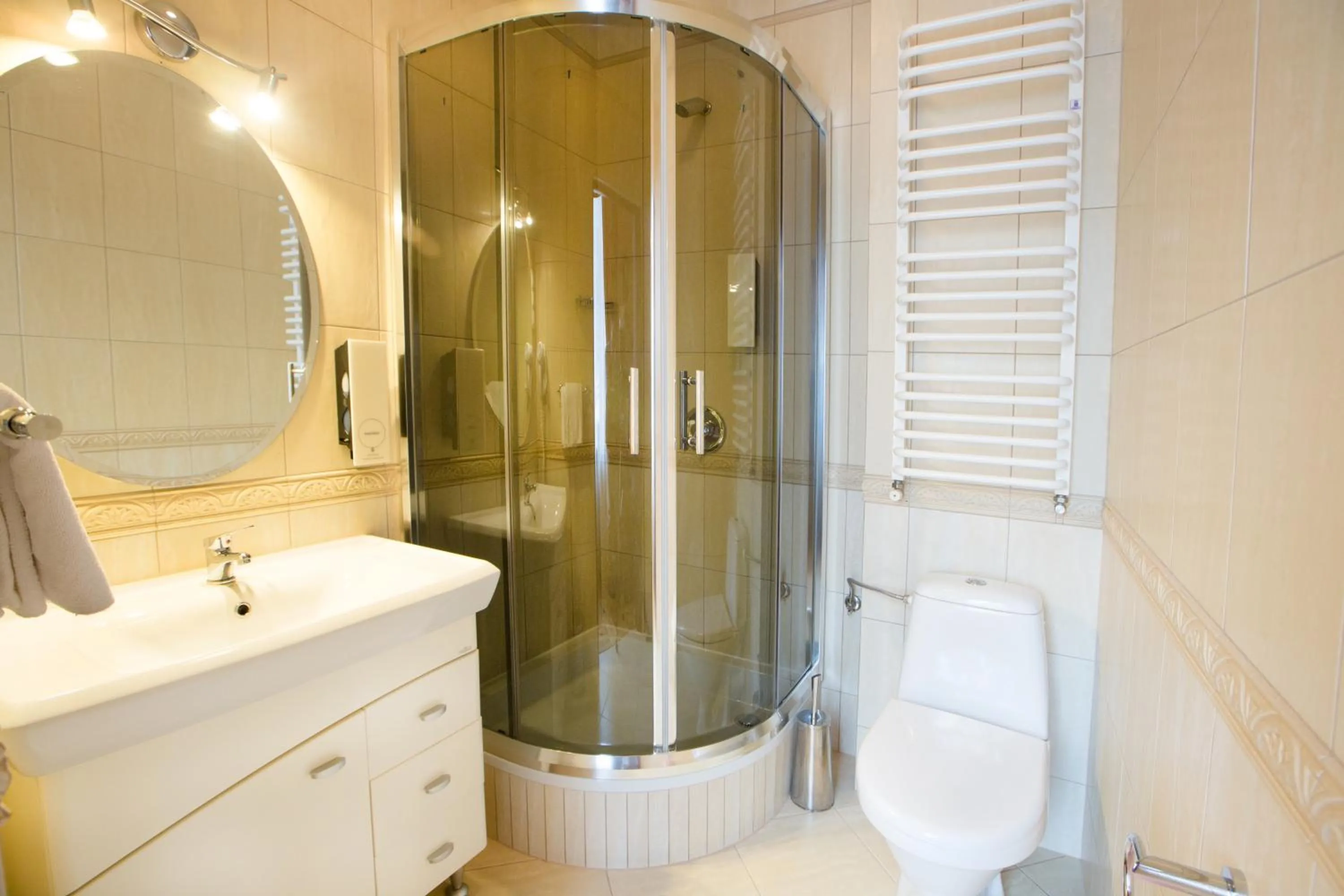 Shower in Dwór Hetman