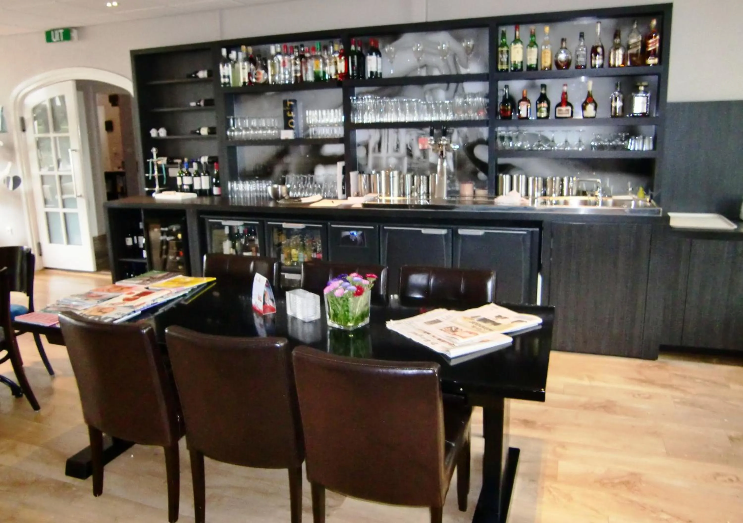 Lounge or bar in Hotel Zeerust Texel