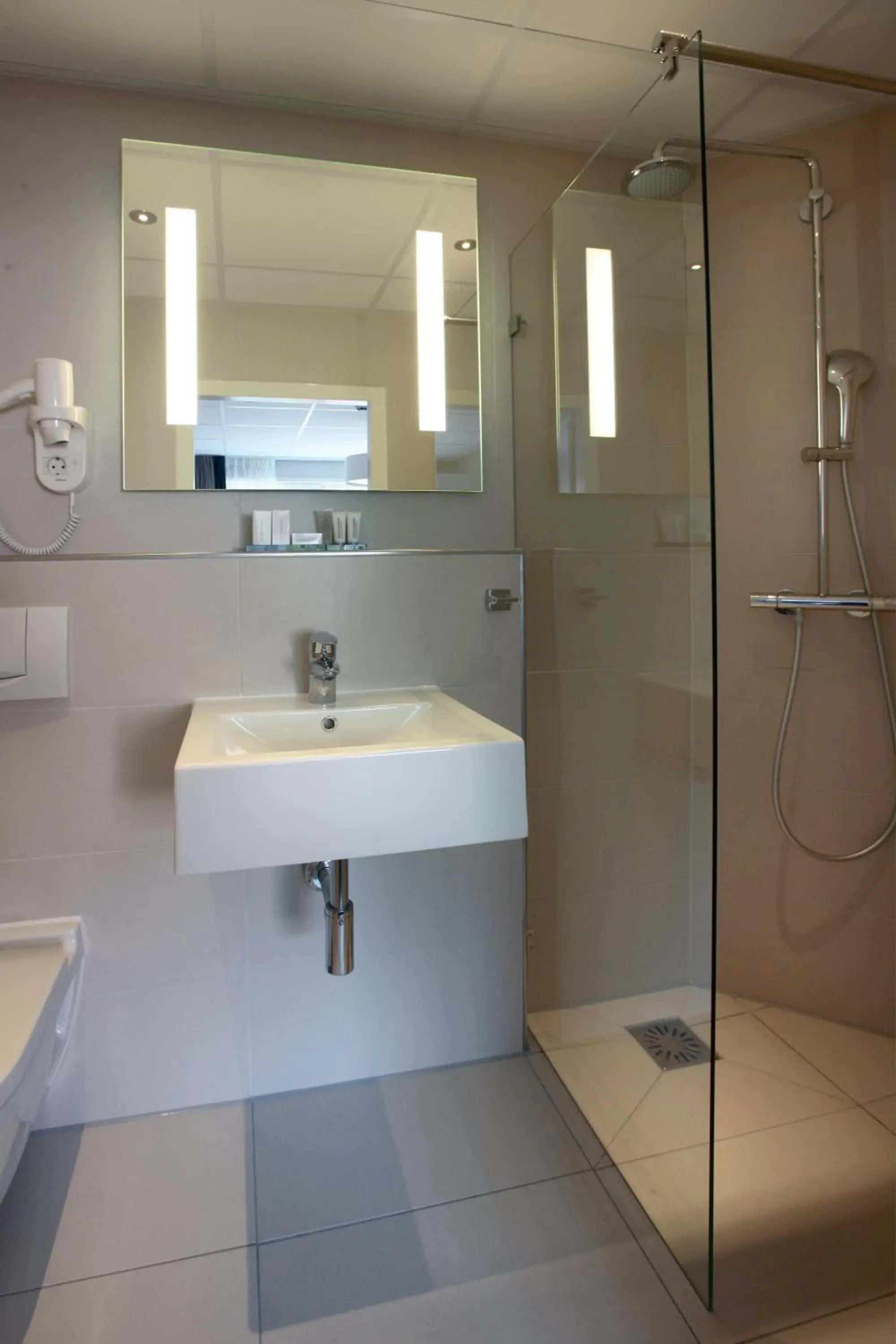 Double Room - single occupancy in Hotel Zeerust Texel Double Room - single occupancy in Hotel Zeerust Texel