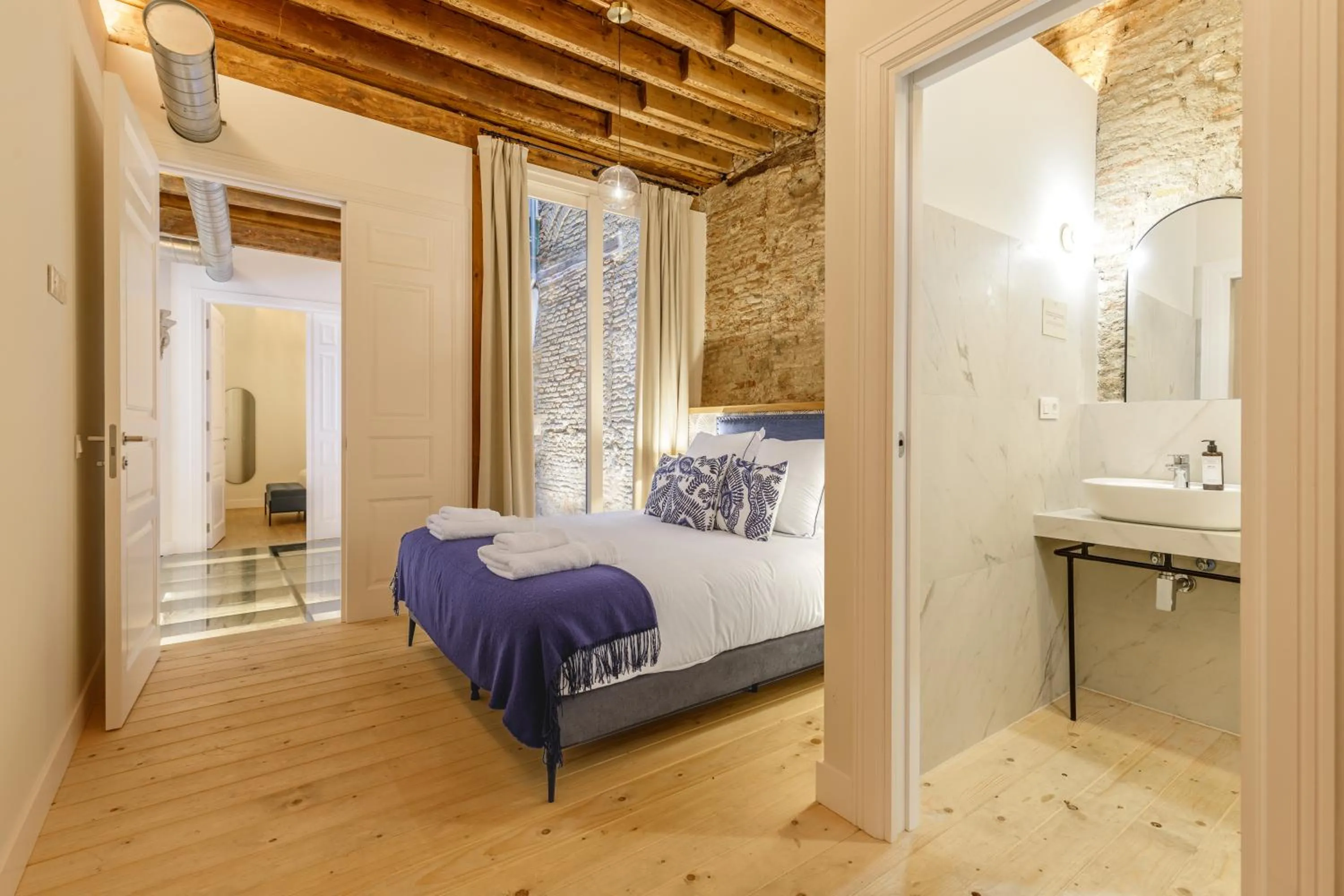 Palacio Vegafuente by Caleta Homes