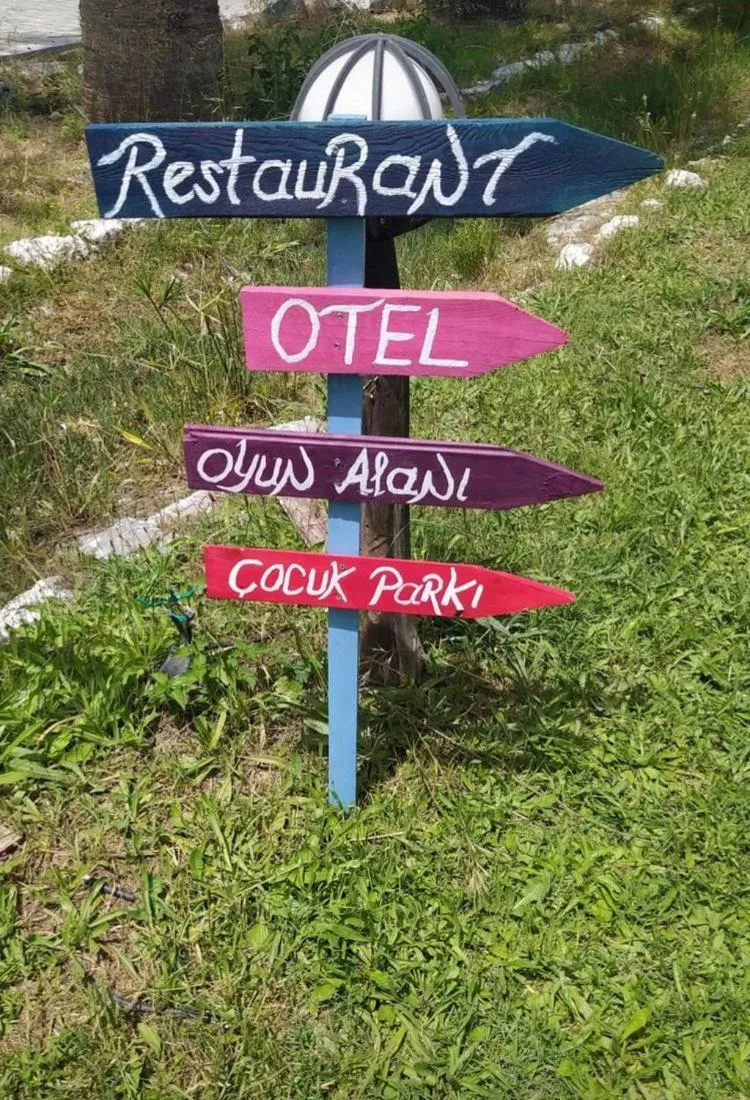 Spring in Otantik Tas Ev