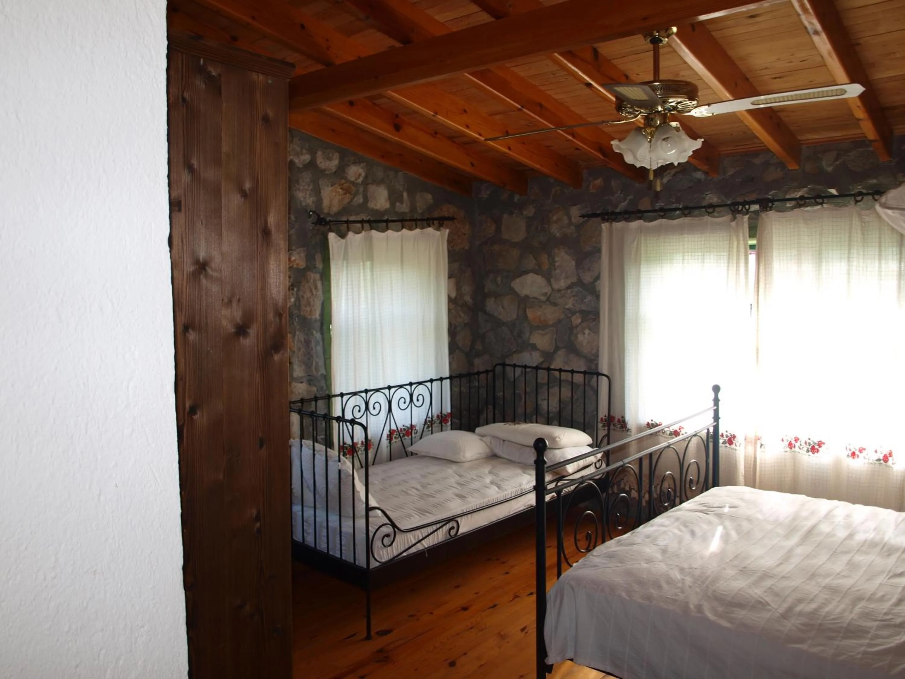Other, Bed in Otantik Tas Ev