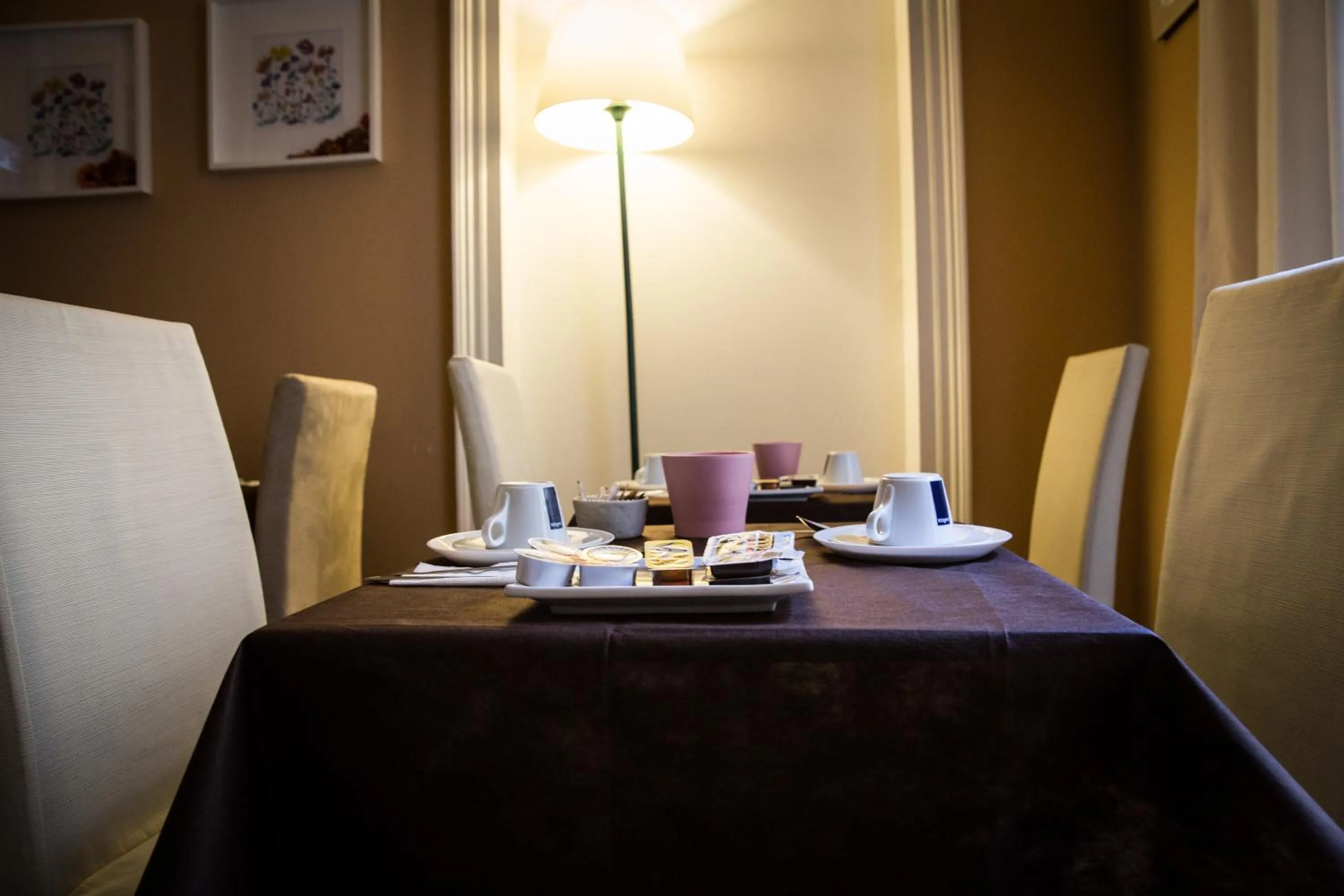 Breakfast in Casa Elide