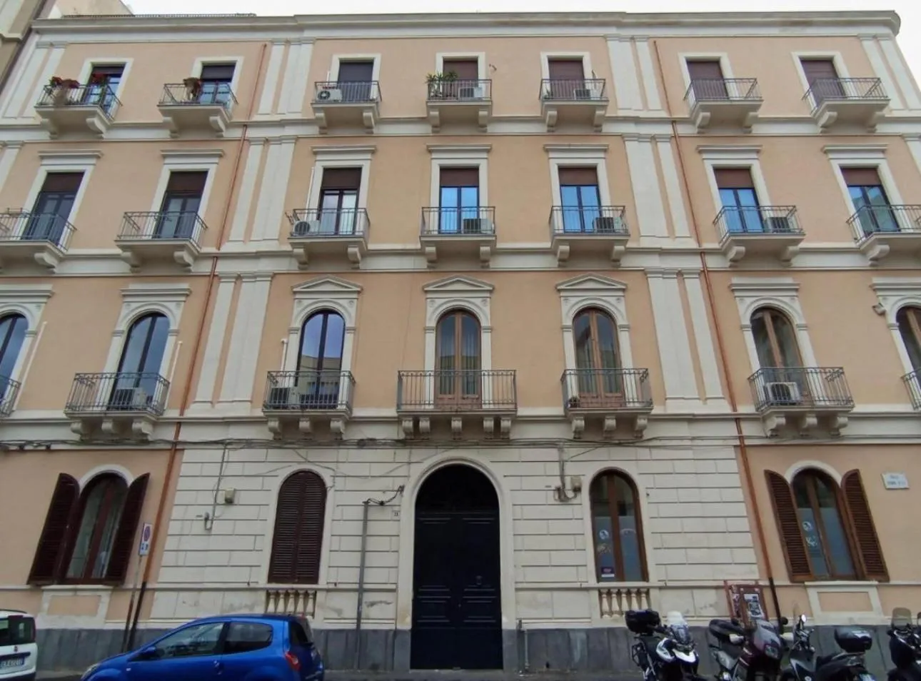 Property building in Casa Elide