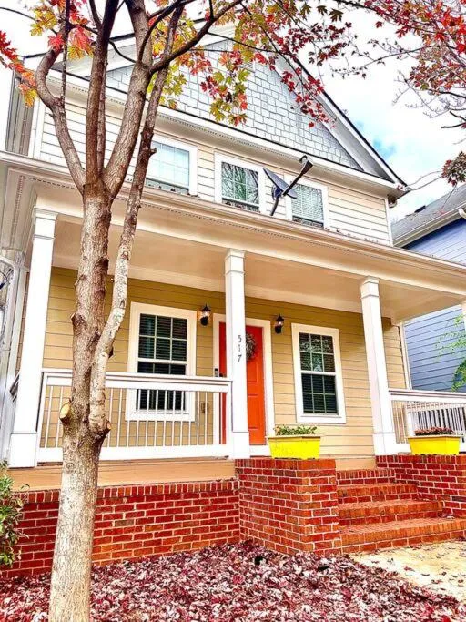 Entire Home Downtown ATL! Walk to GWCC and more!