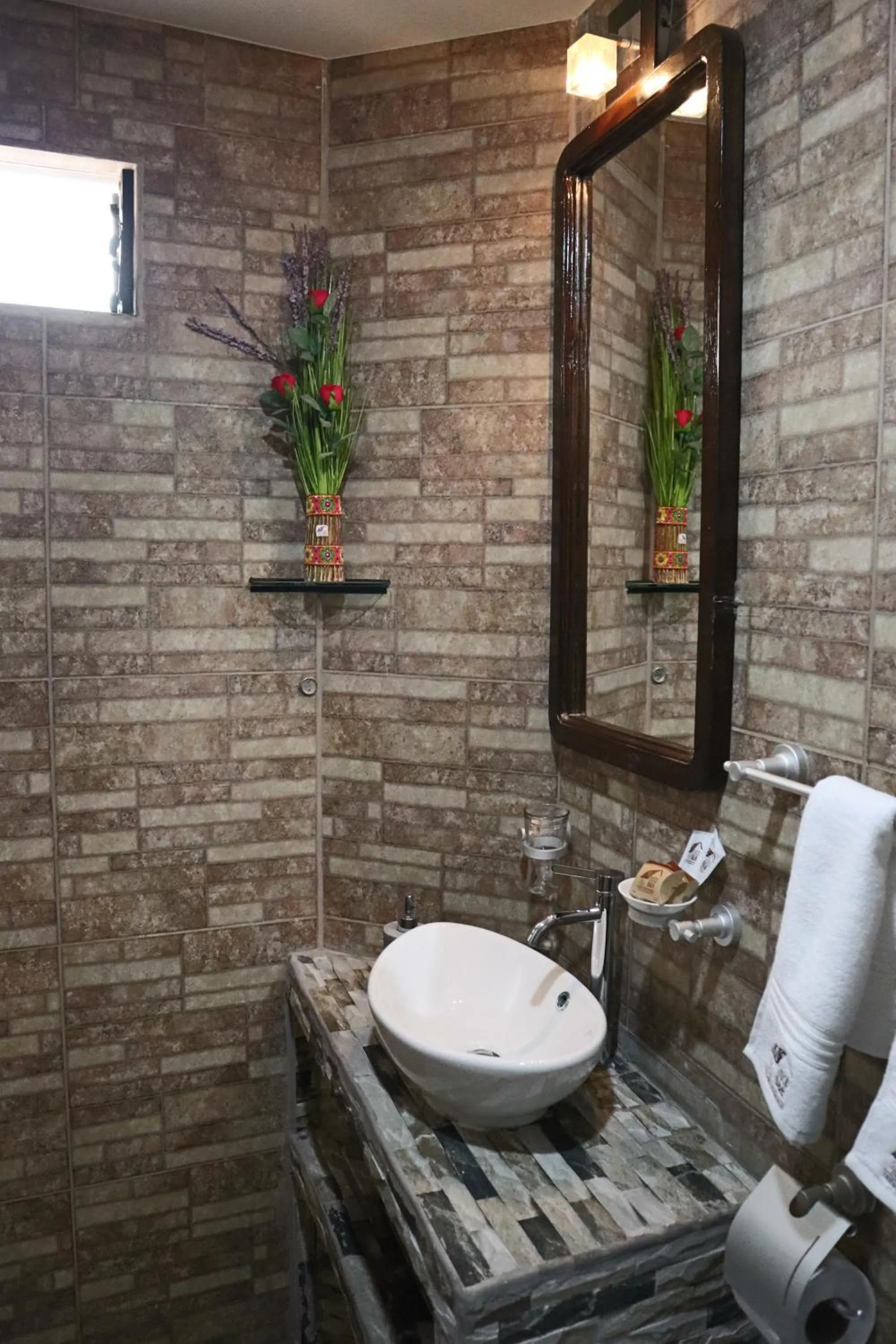 Bathroom in Cusco Bed and Breakfast