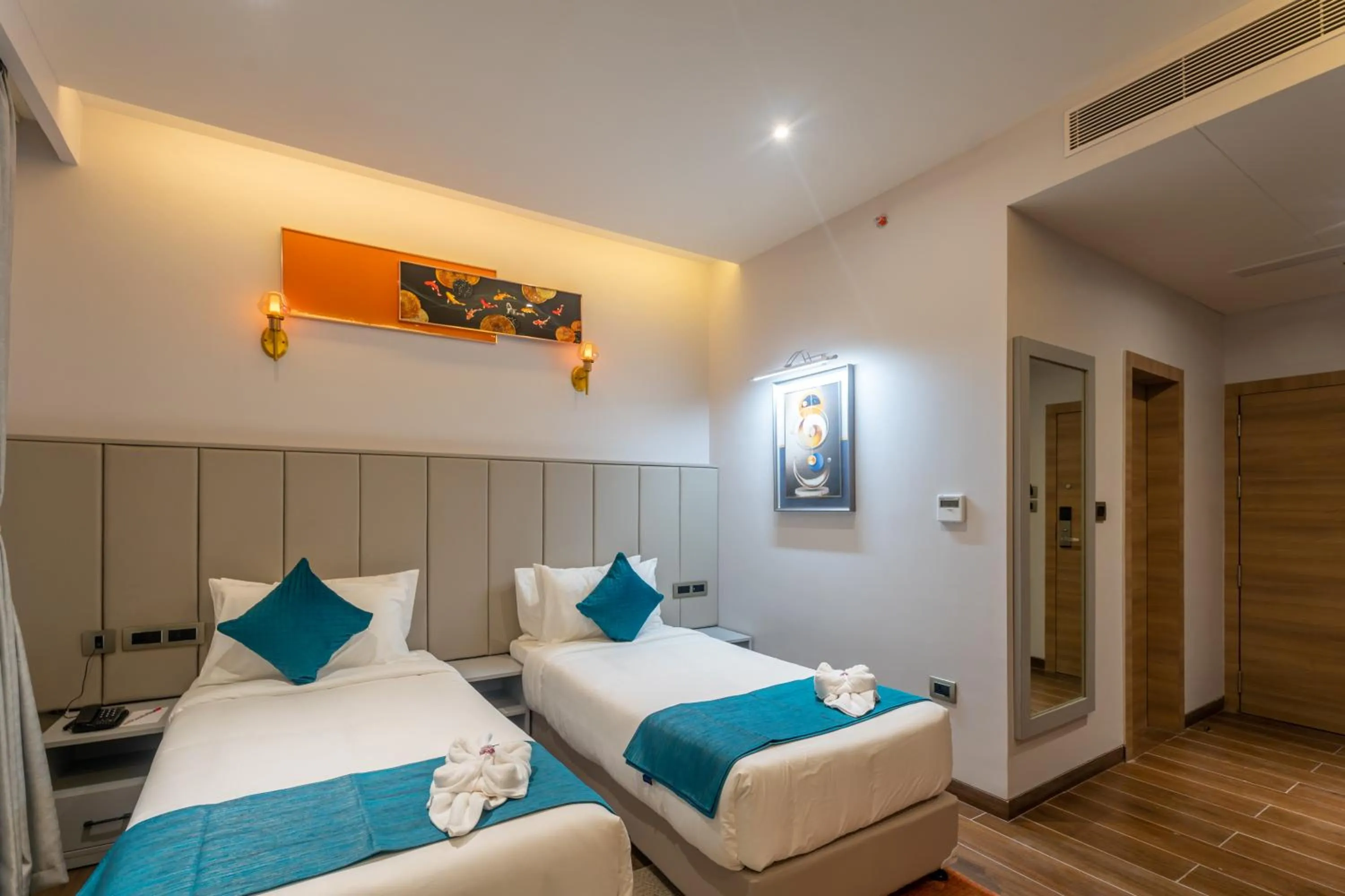 Bedroom, Bed in De Crown Inn