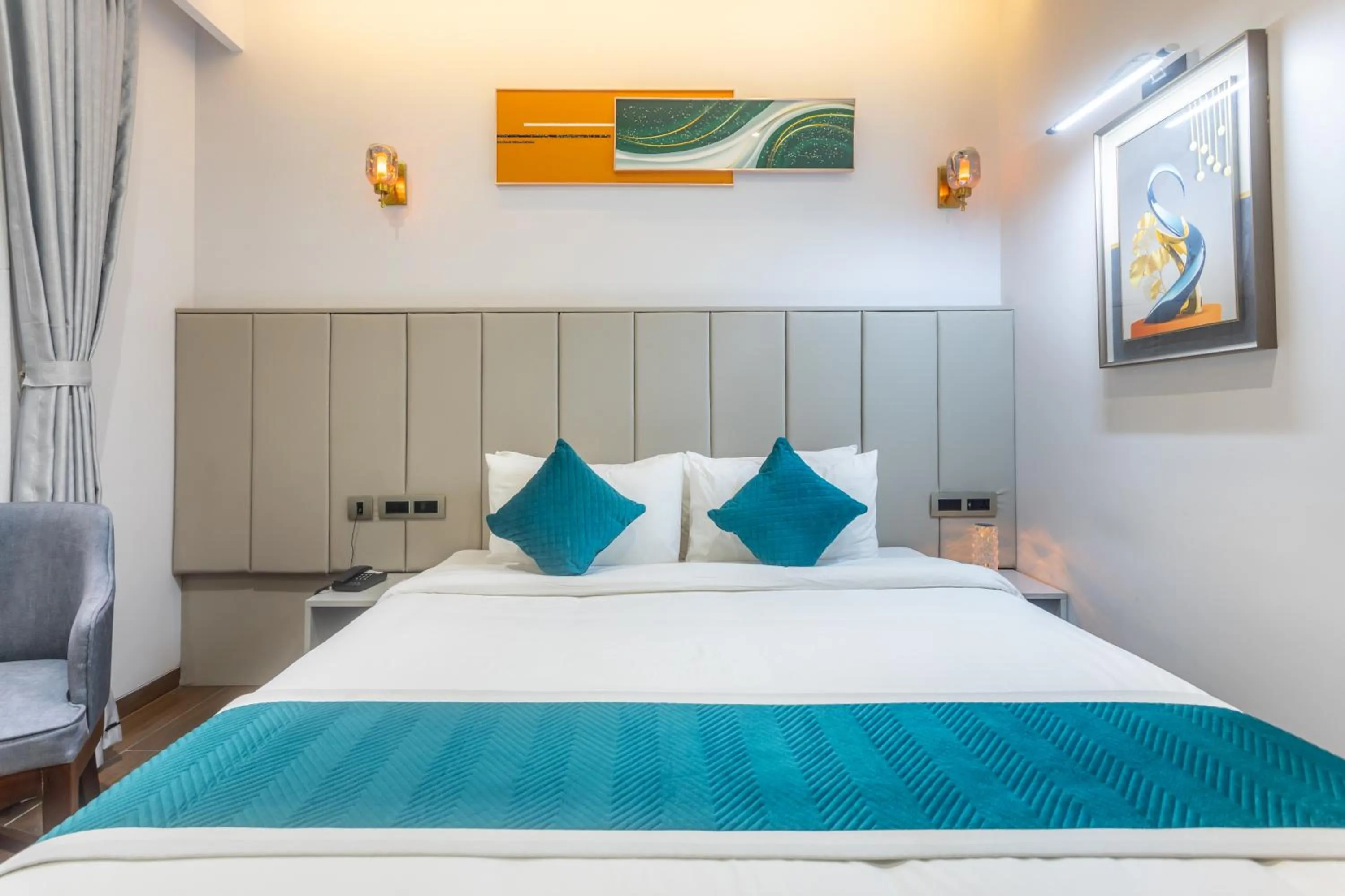 Bedroom, Bed in De Crown Inn