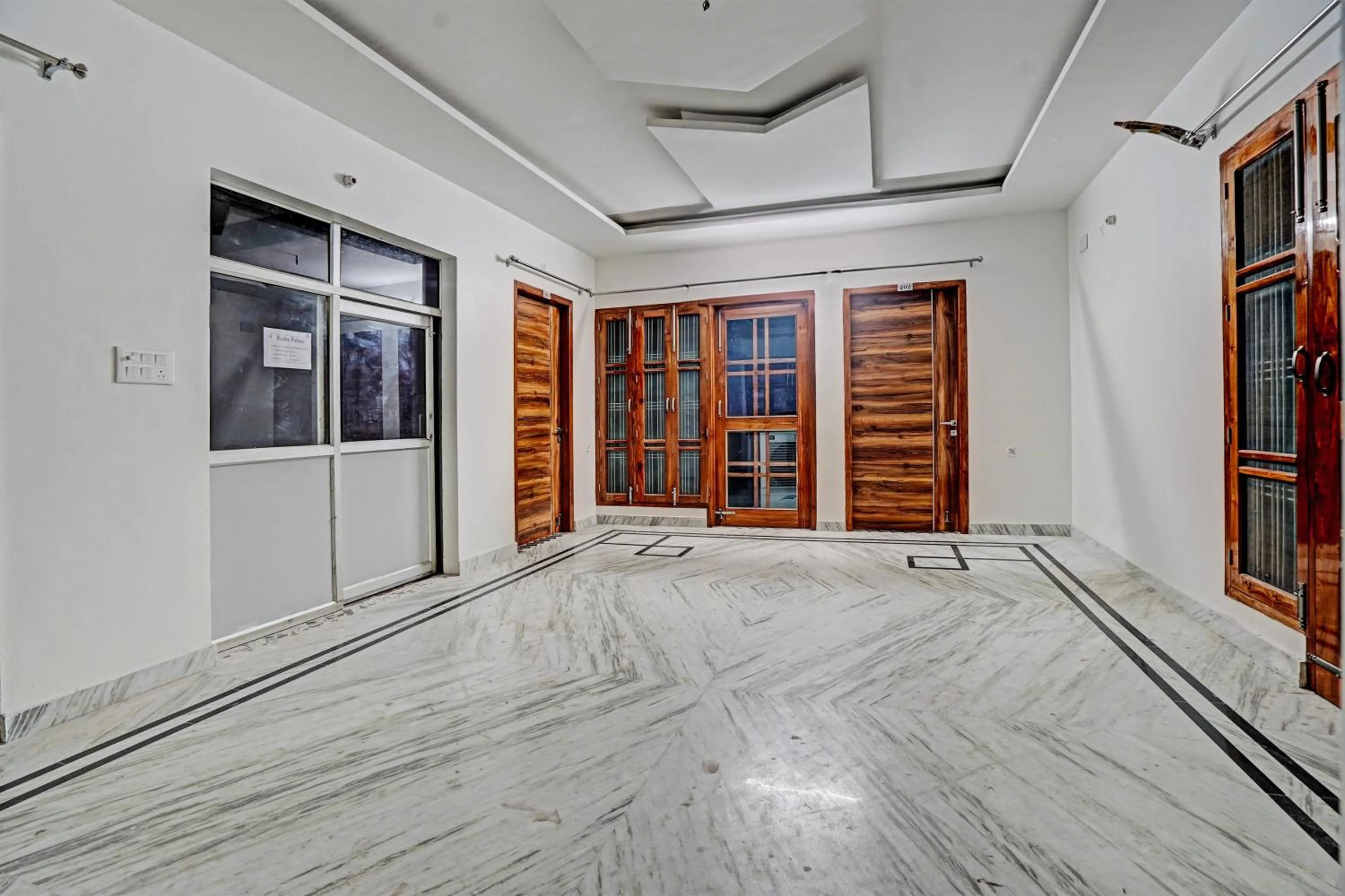 Lobby or reception in Hotel O Rudra Palace