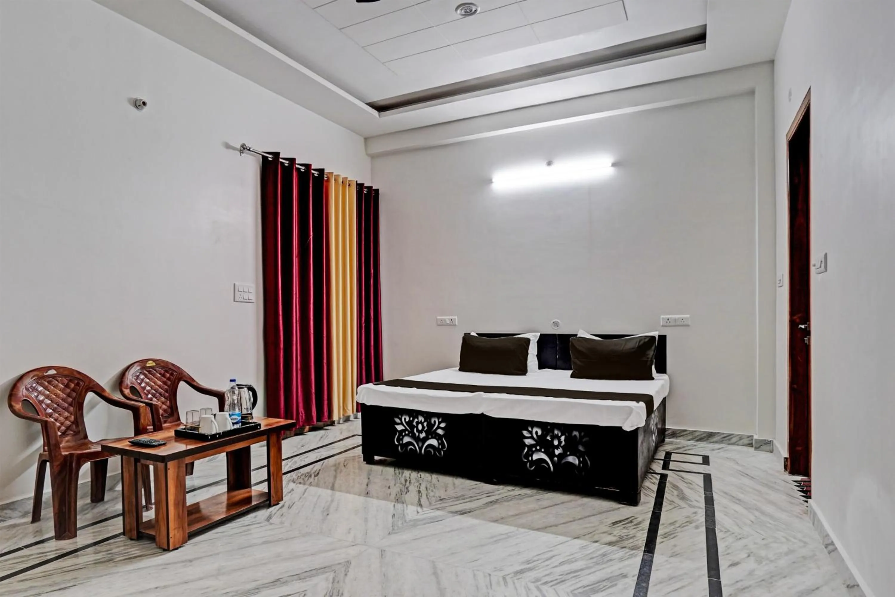 Bedroom in Hotel O Rudra Palace