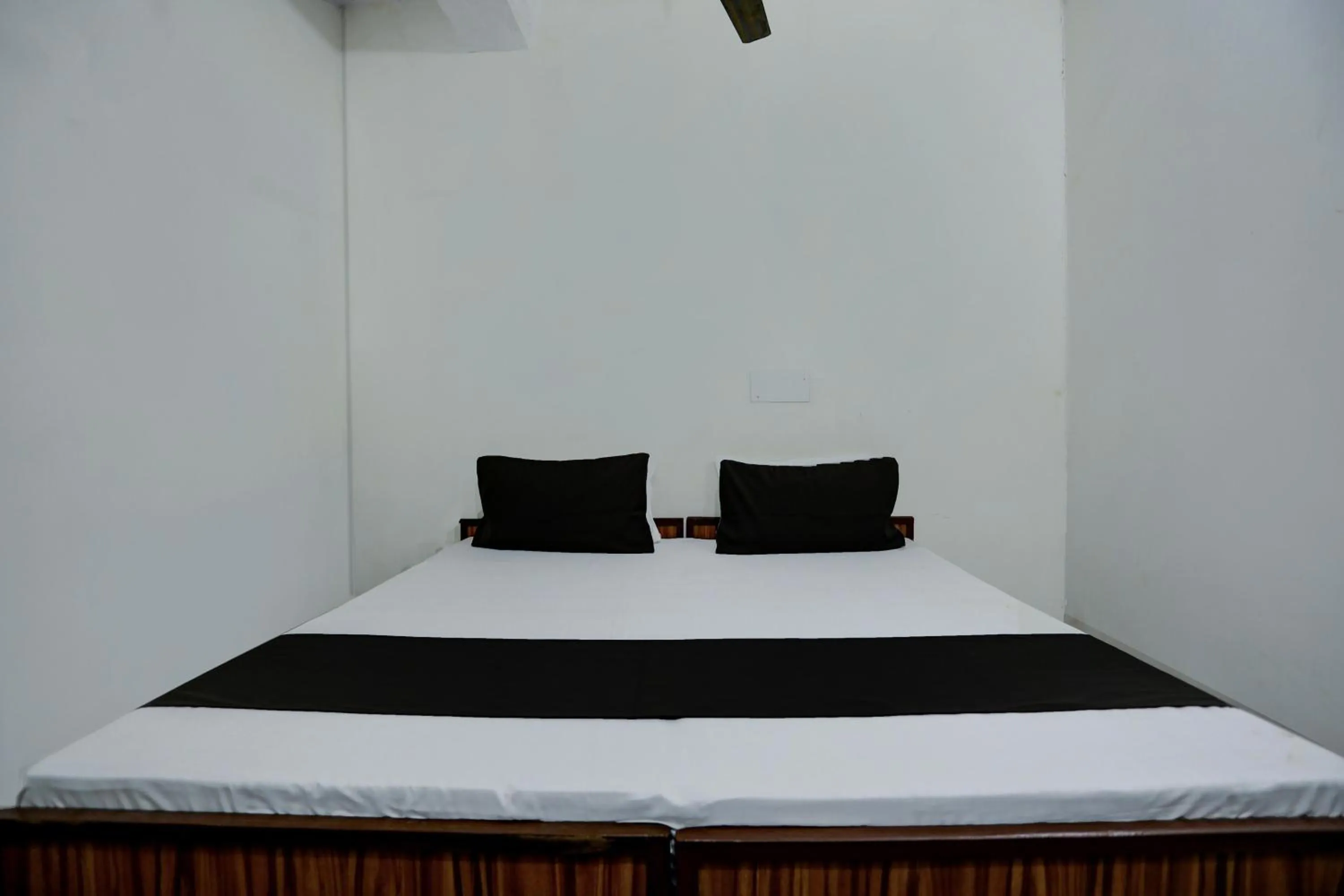 Bedroom, Bed in Hotel O by OYO Swagat