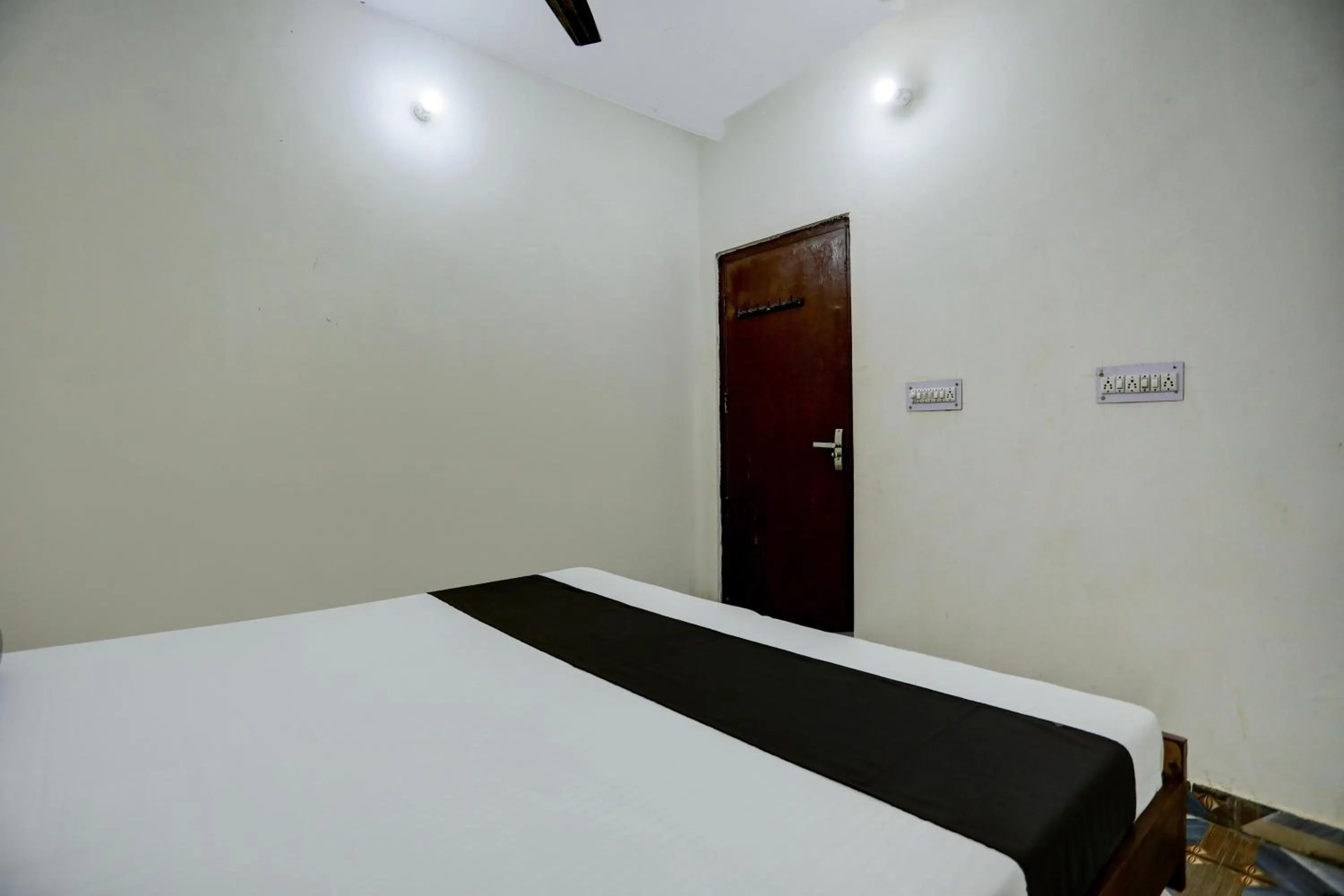 Bedroom, Bed in Hotel O by OYO Swagat