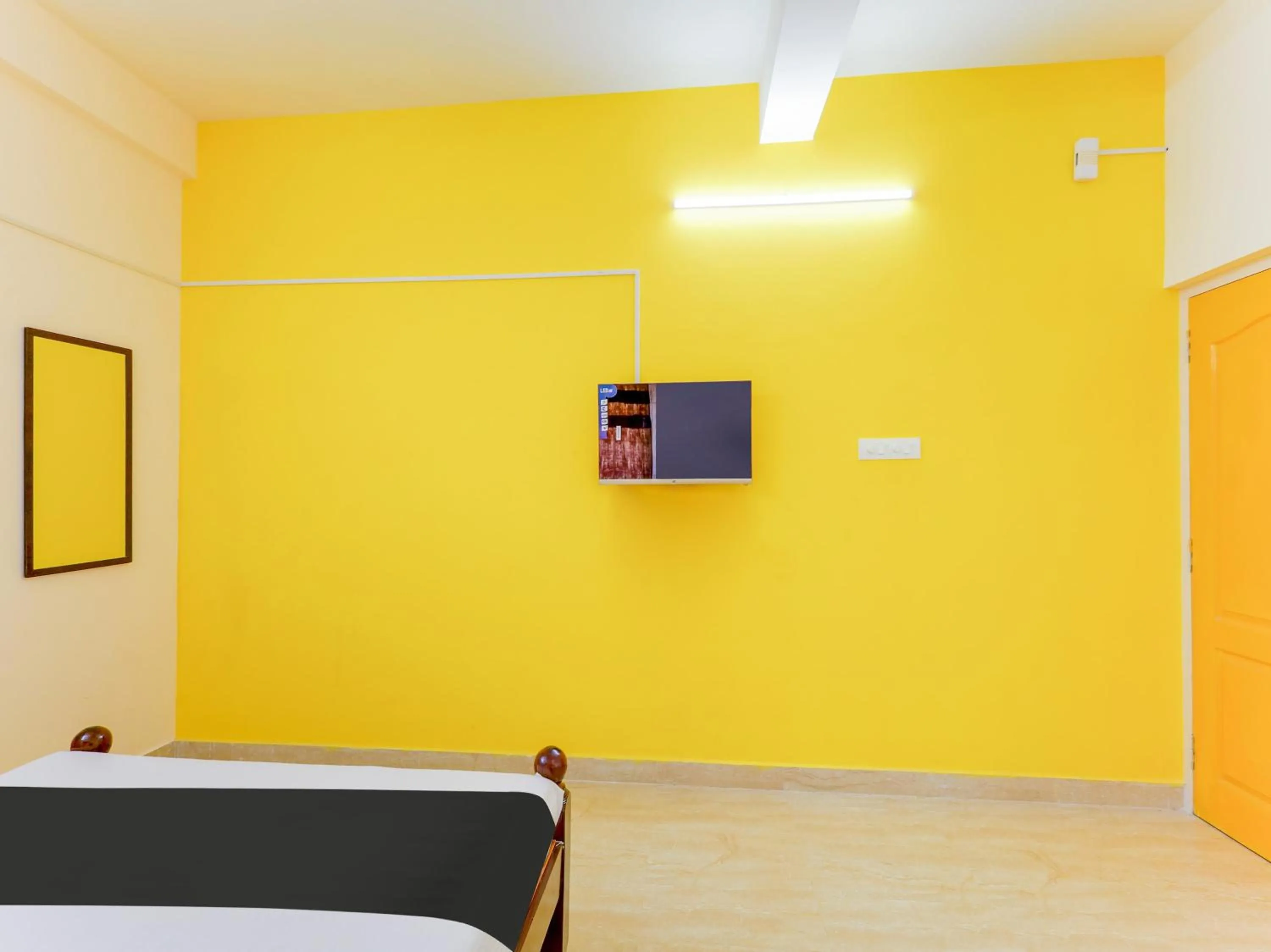 Bedroom in Hotel O by OYO RESIDENCY GRAND