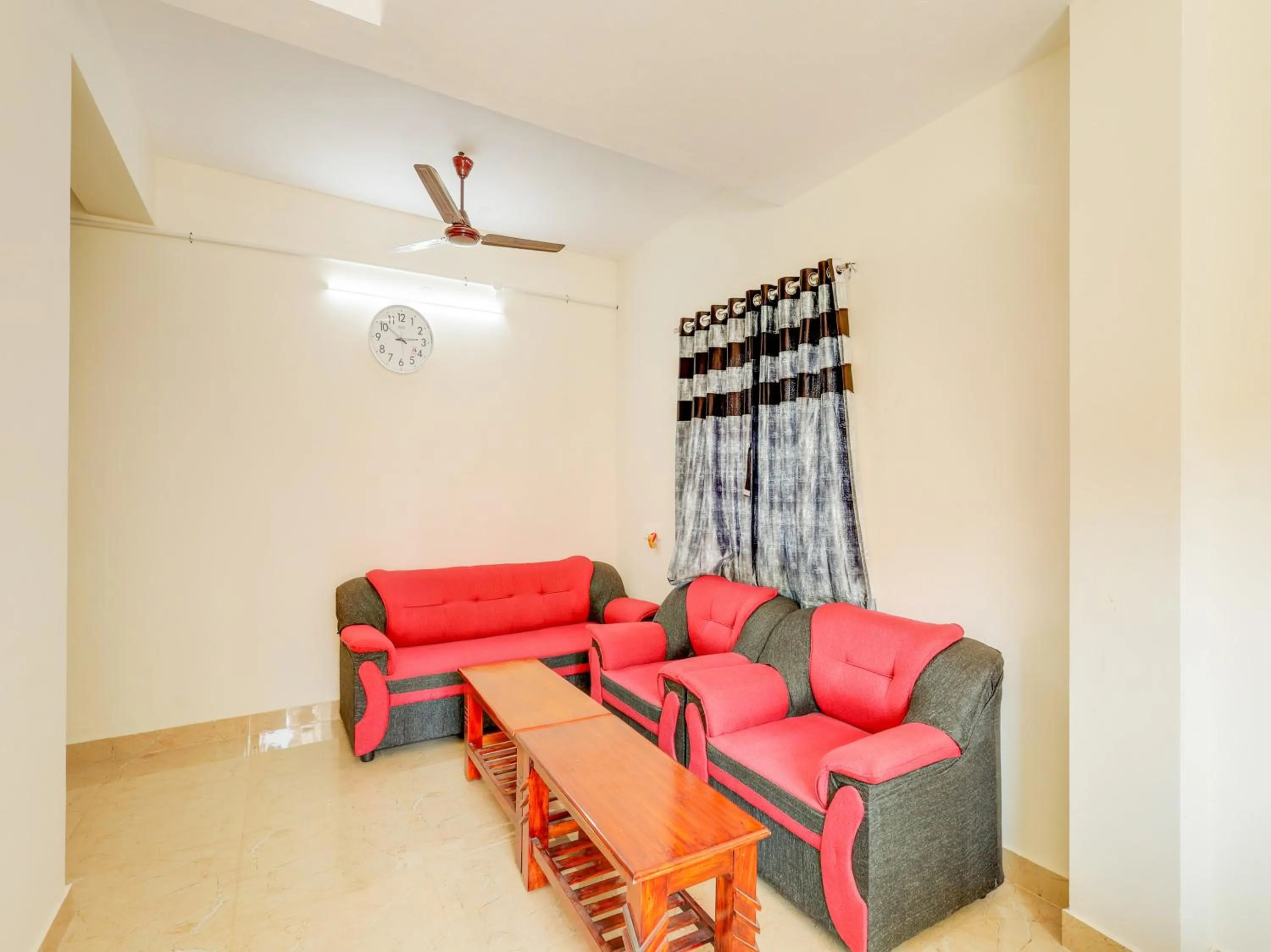 Lobby or reception in Hotel O by OYO RESIDENCY GRAND