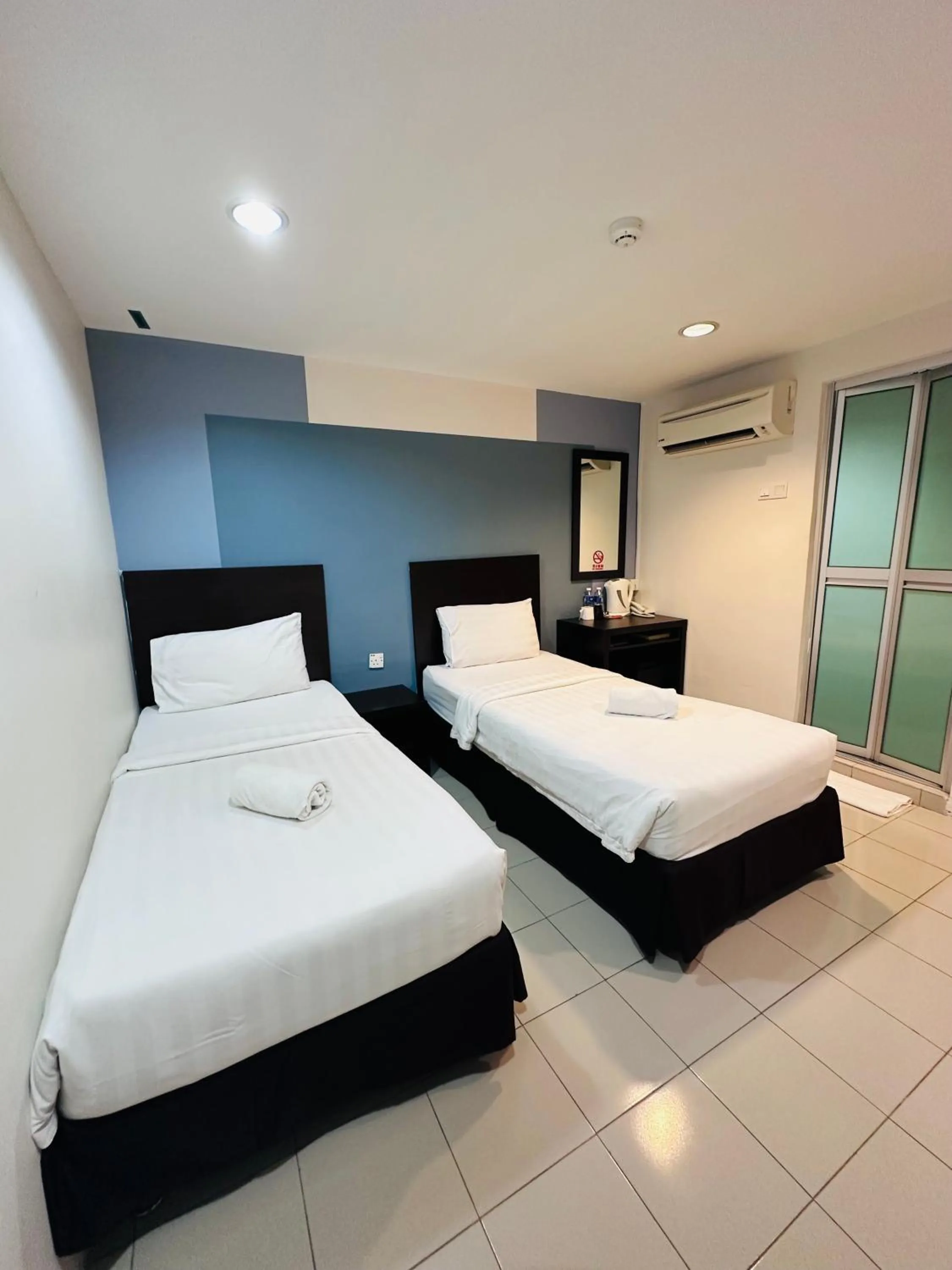 Bed in Your Hotel Klang