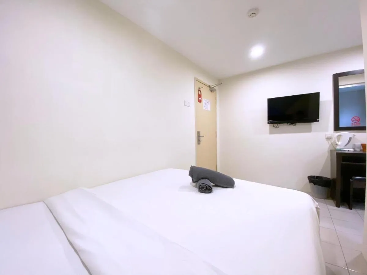 Bed in Your Hotel Klang