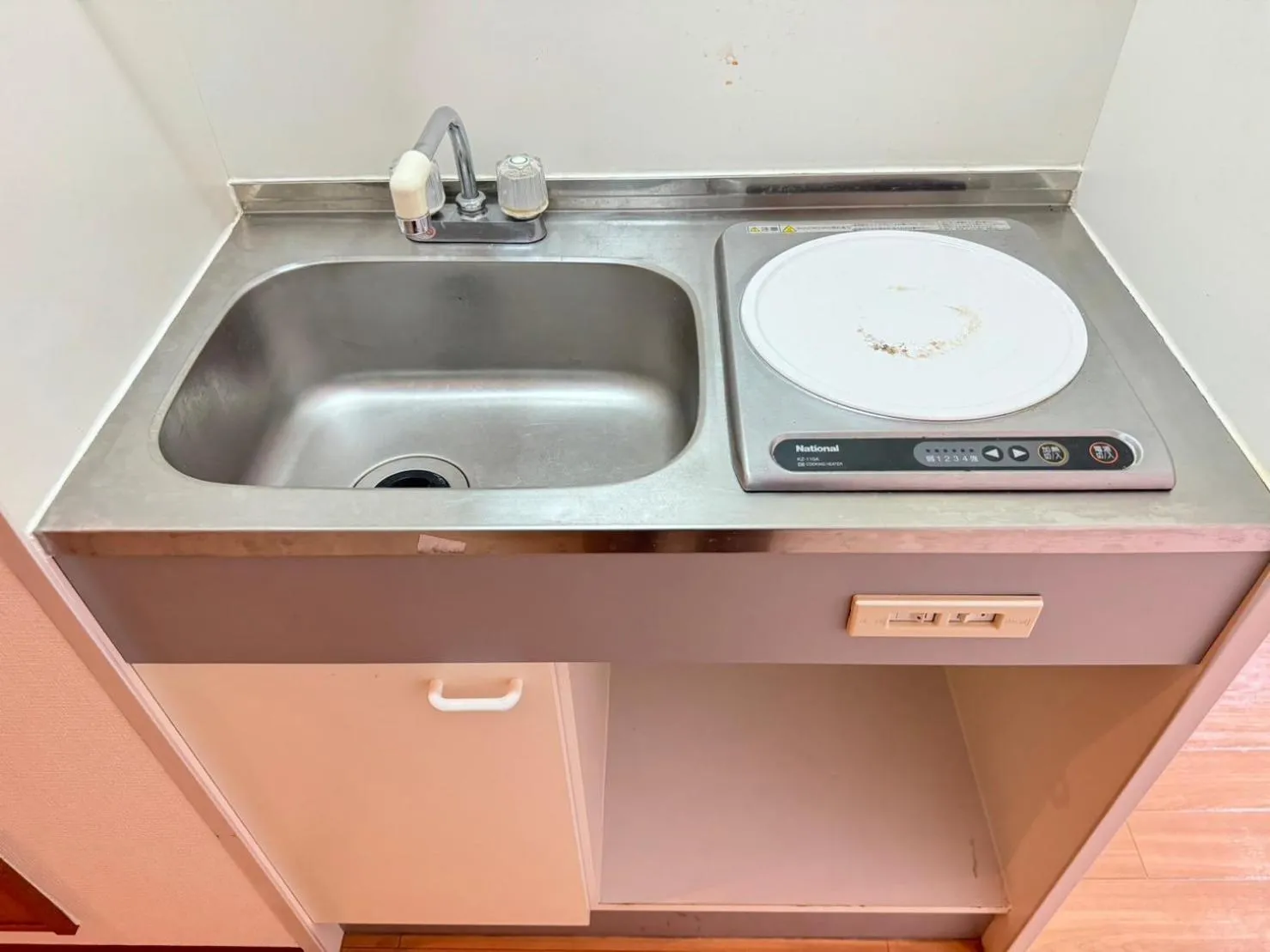 Kitchen or kitchenette in Sakura Sands Hotel Shinsaibashi