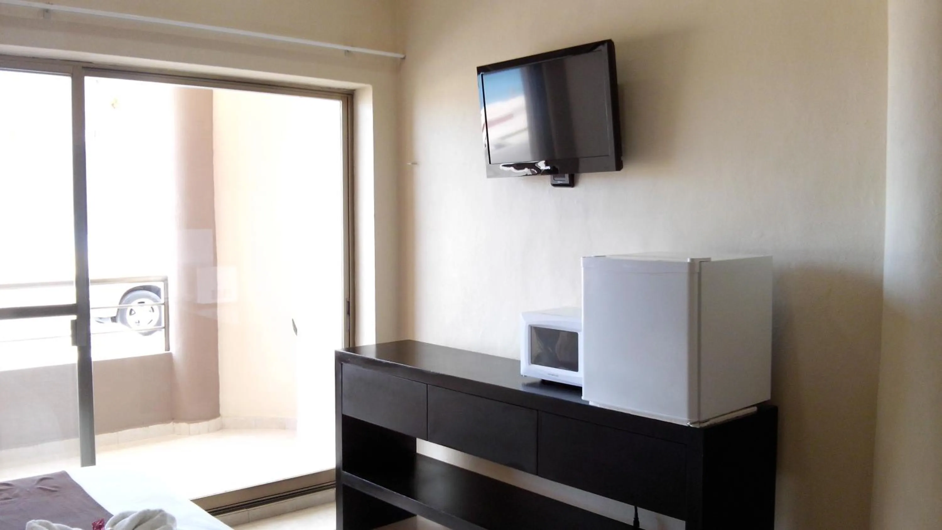 Day in Hotel & Suites Domani