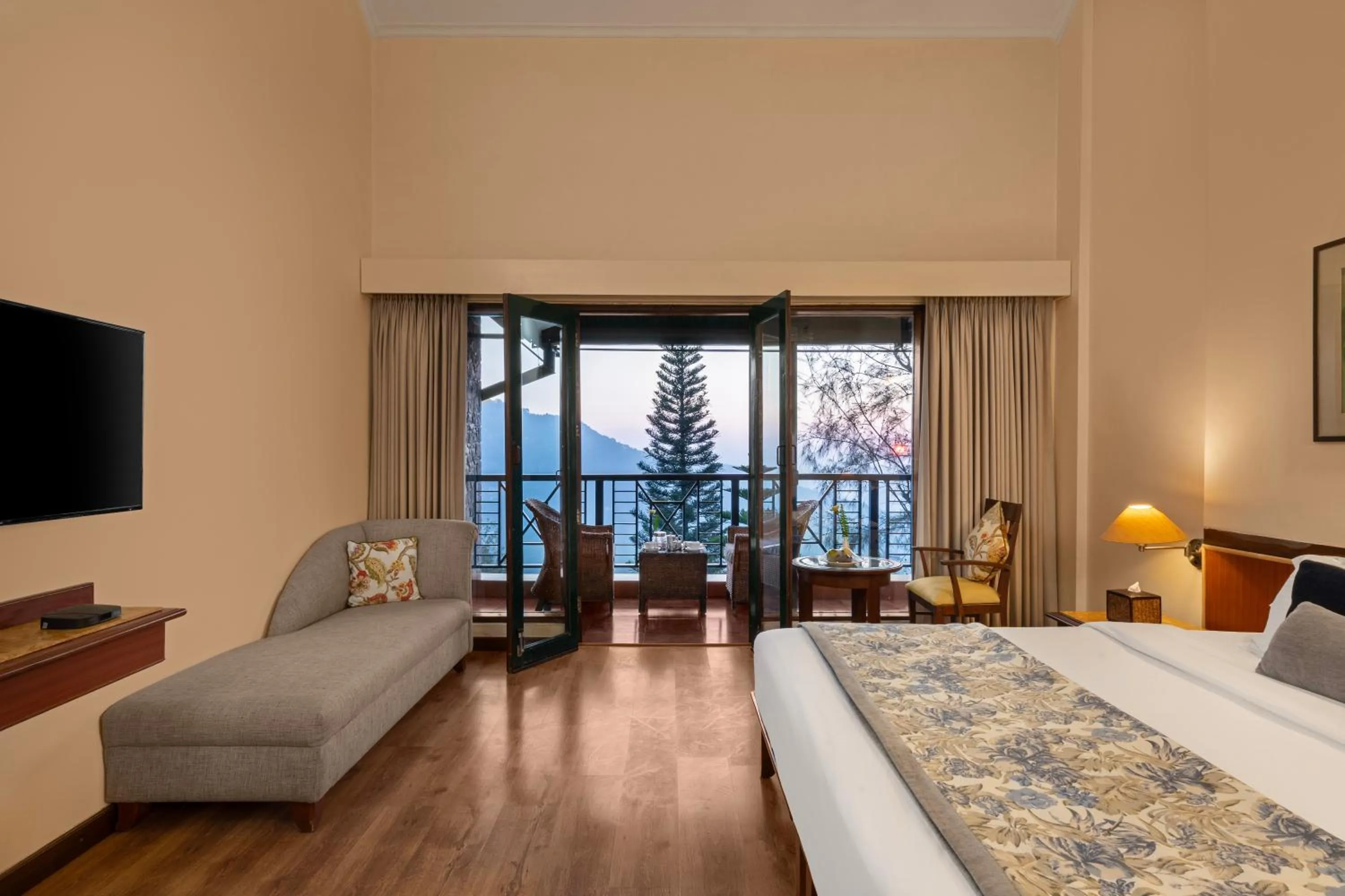 Bedroom, Bed in Baikunth Resort, Kasauli by Leisure Hotels