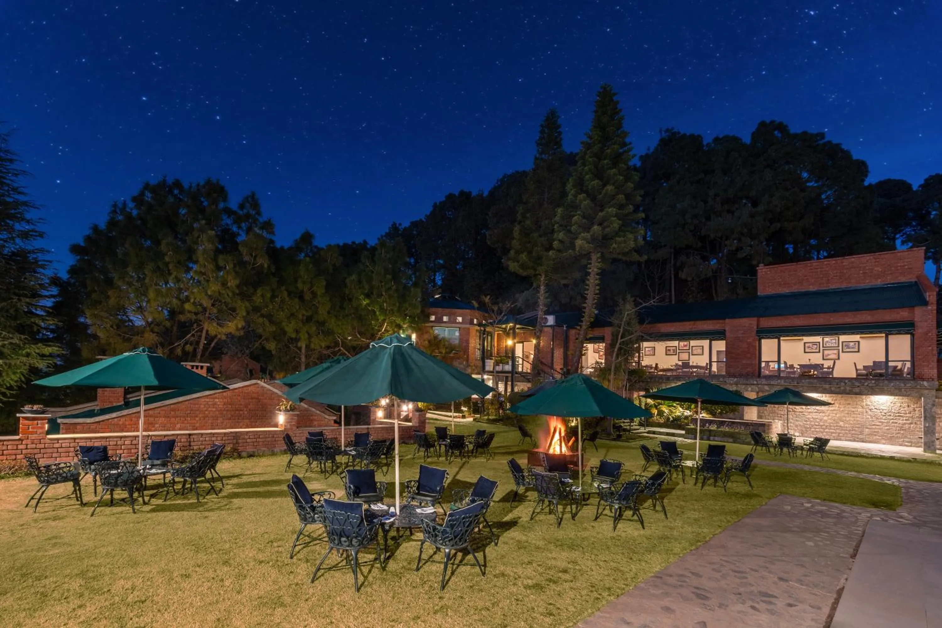 Evening entertainment in Baikunth Resort, Kasauli by Leisure Hotels