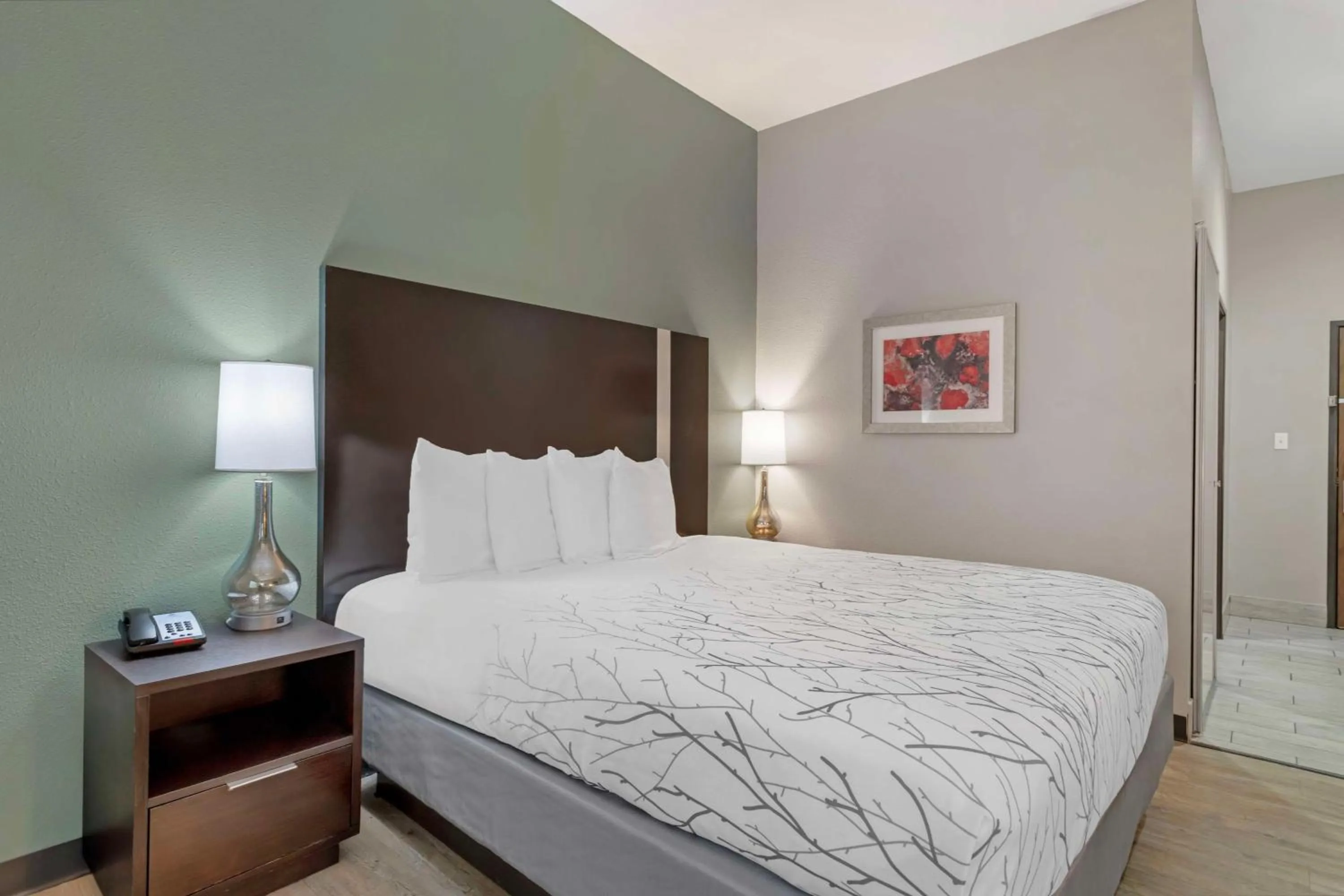 Bedroom, Bed in Best Western Casino Inn