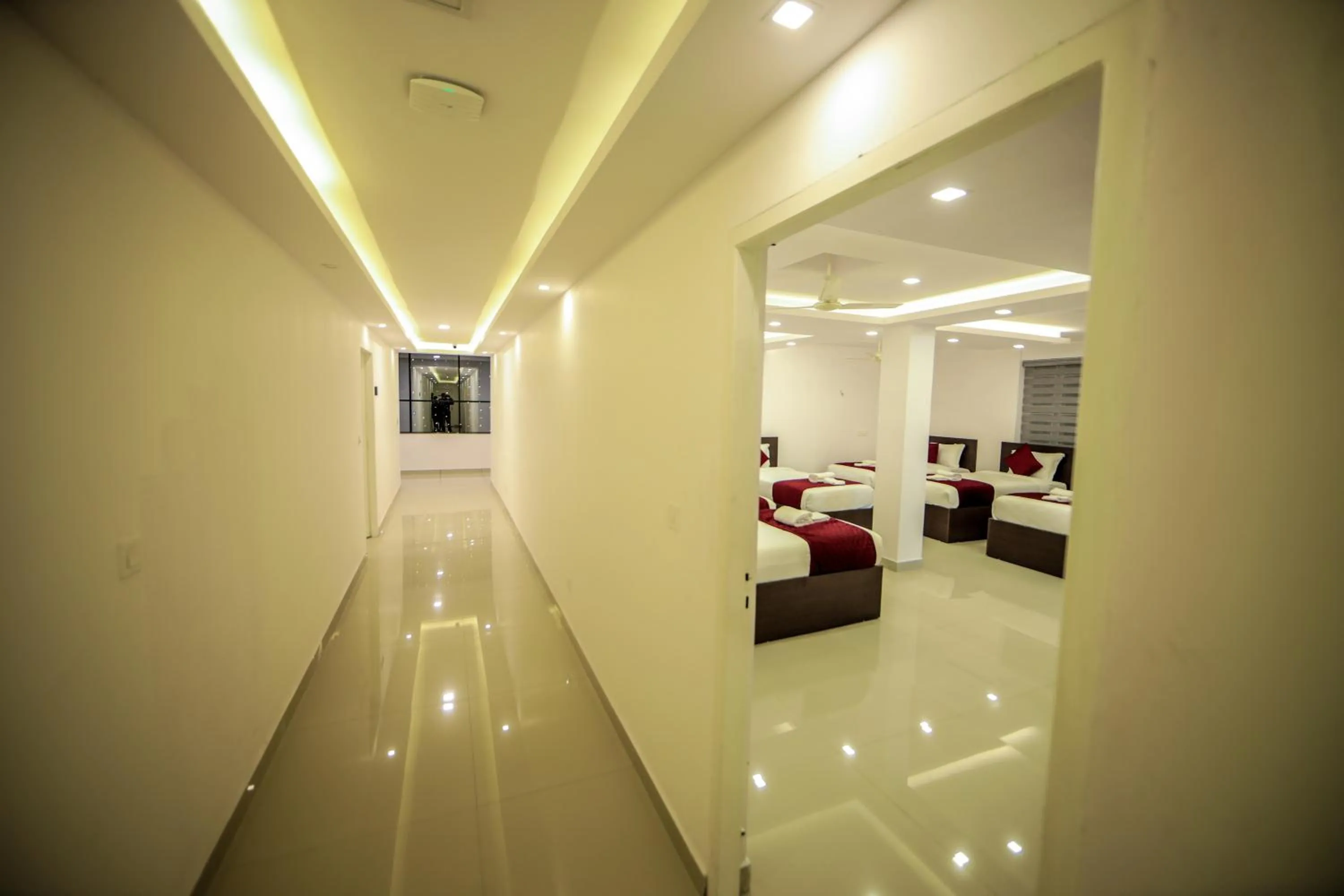 Bedroom in Airport Avenue Plaza