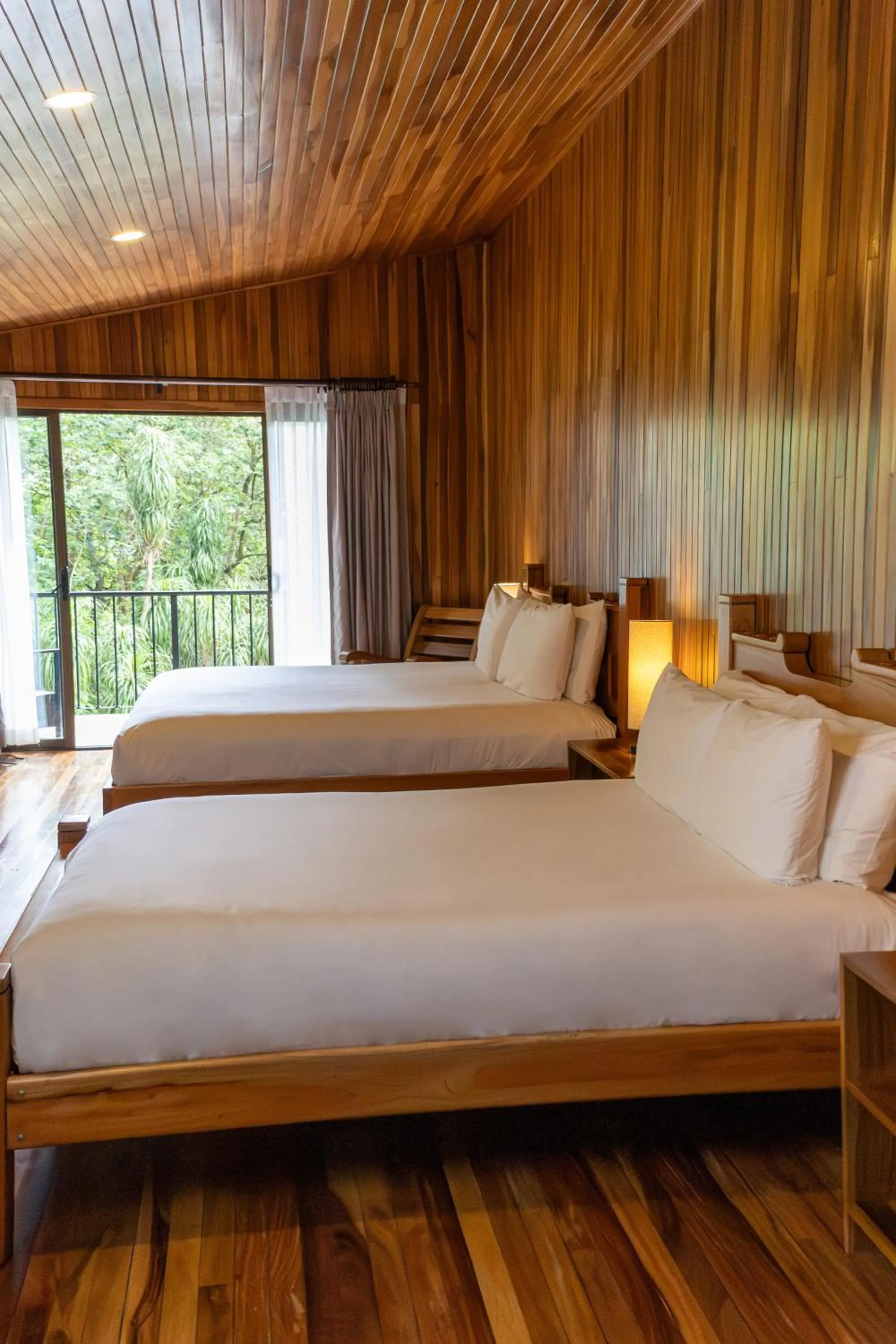 Bed in Fondavela Hotel