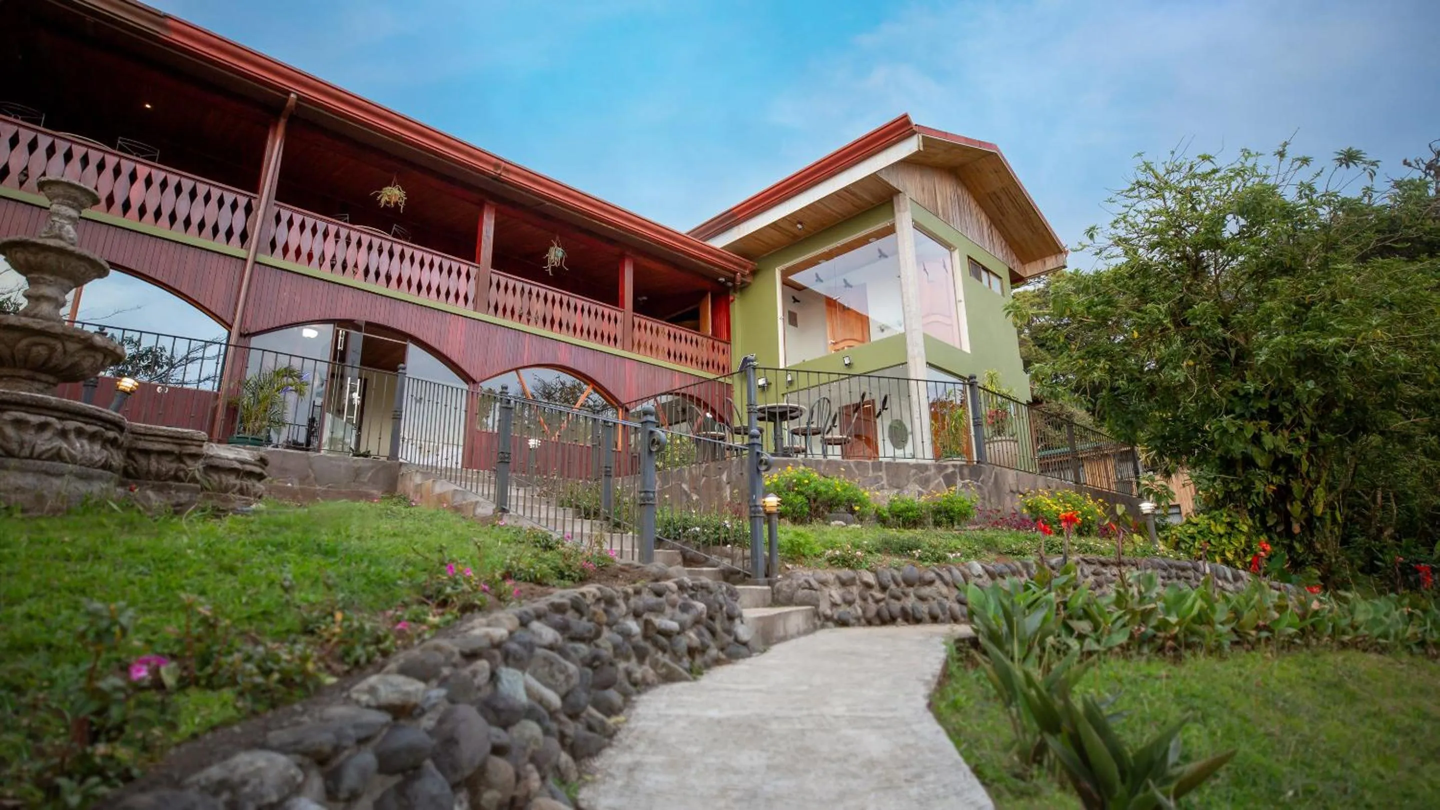 Property building in Fondavela Hotel