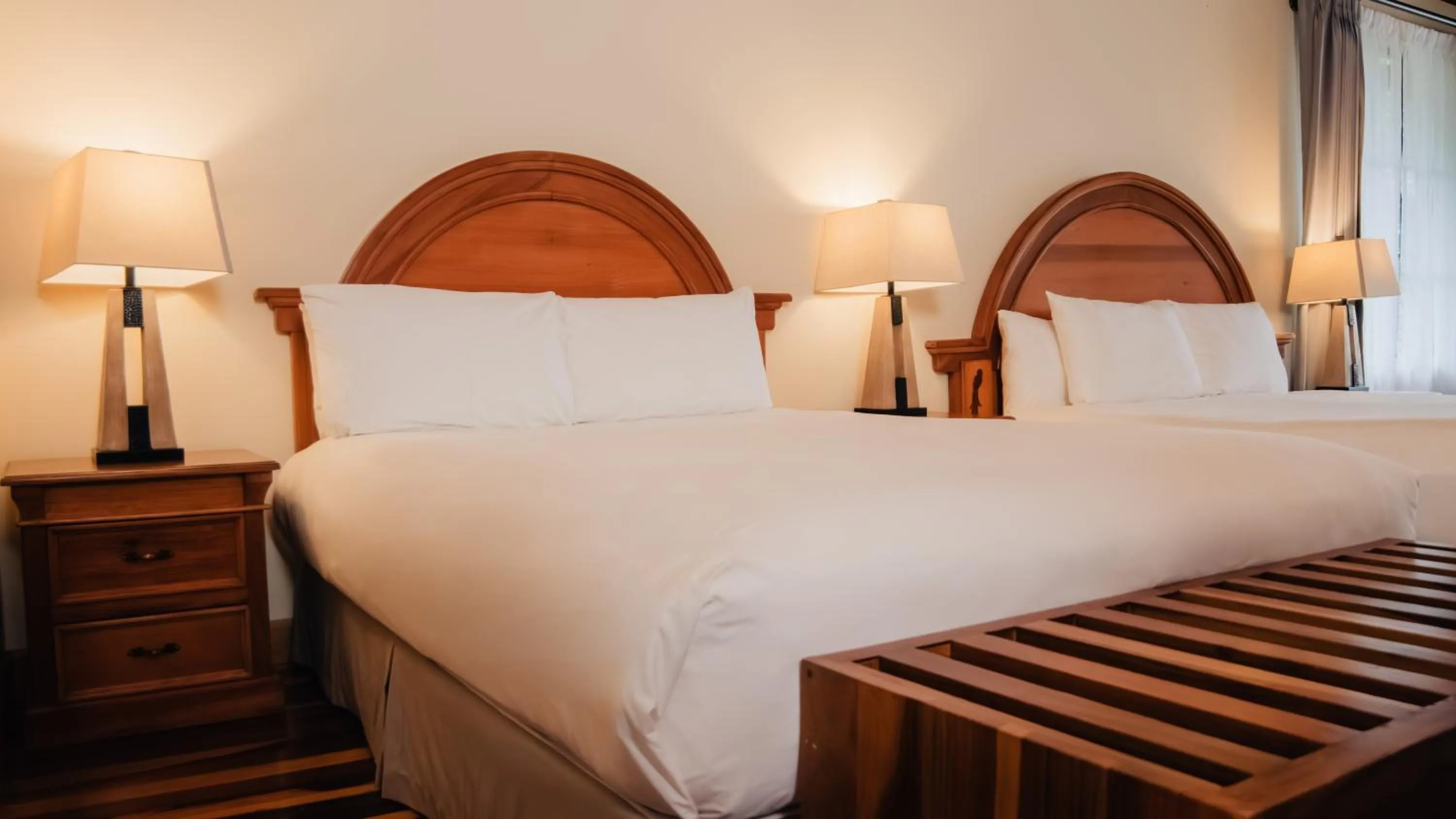 Bed in Fondavela Hotel