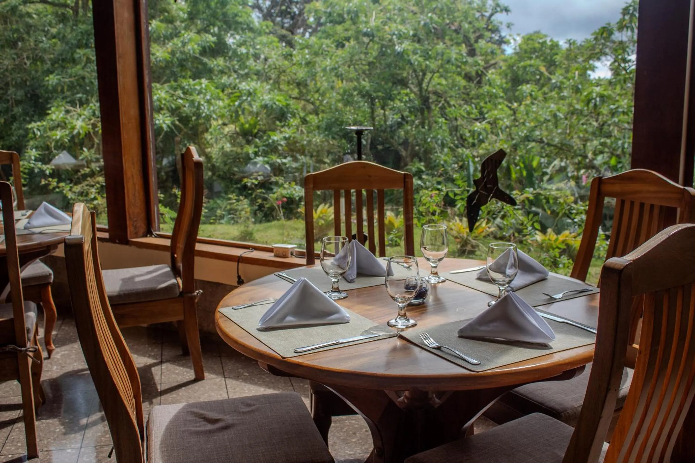 Restaurant/places to eat in Fondavela Hotel