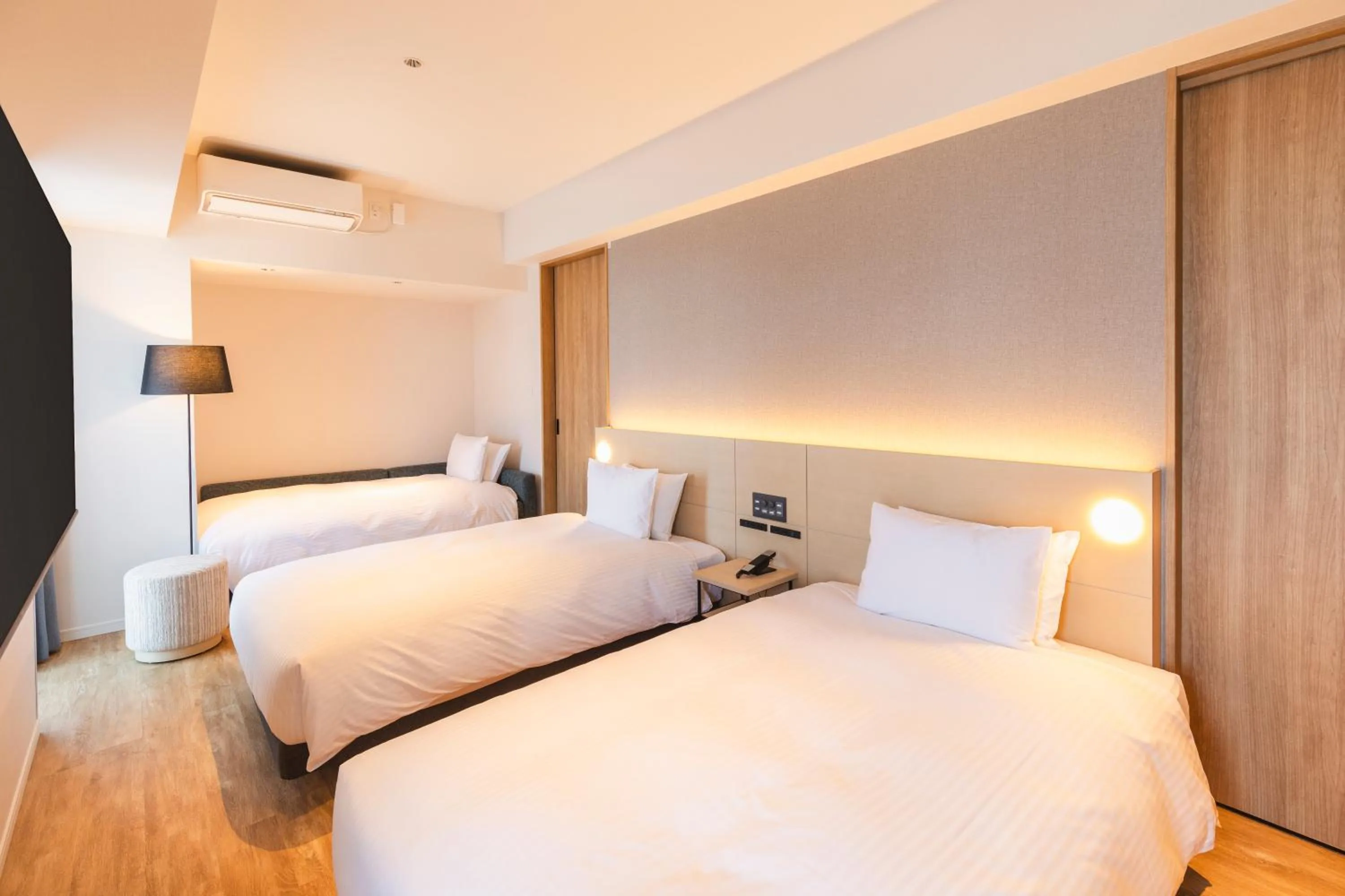 Bed in Sotetsu Hotels The Splaisir Yokohama