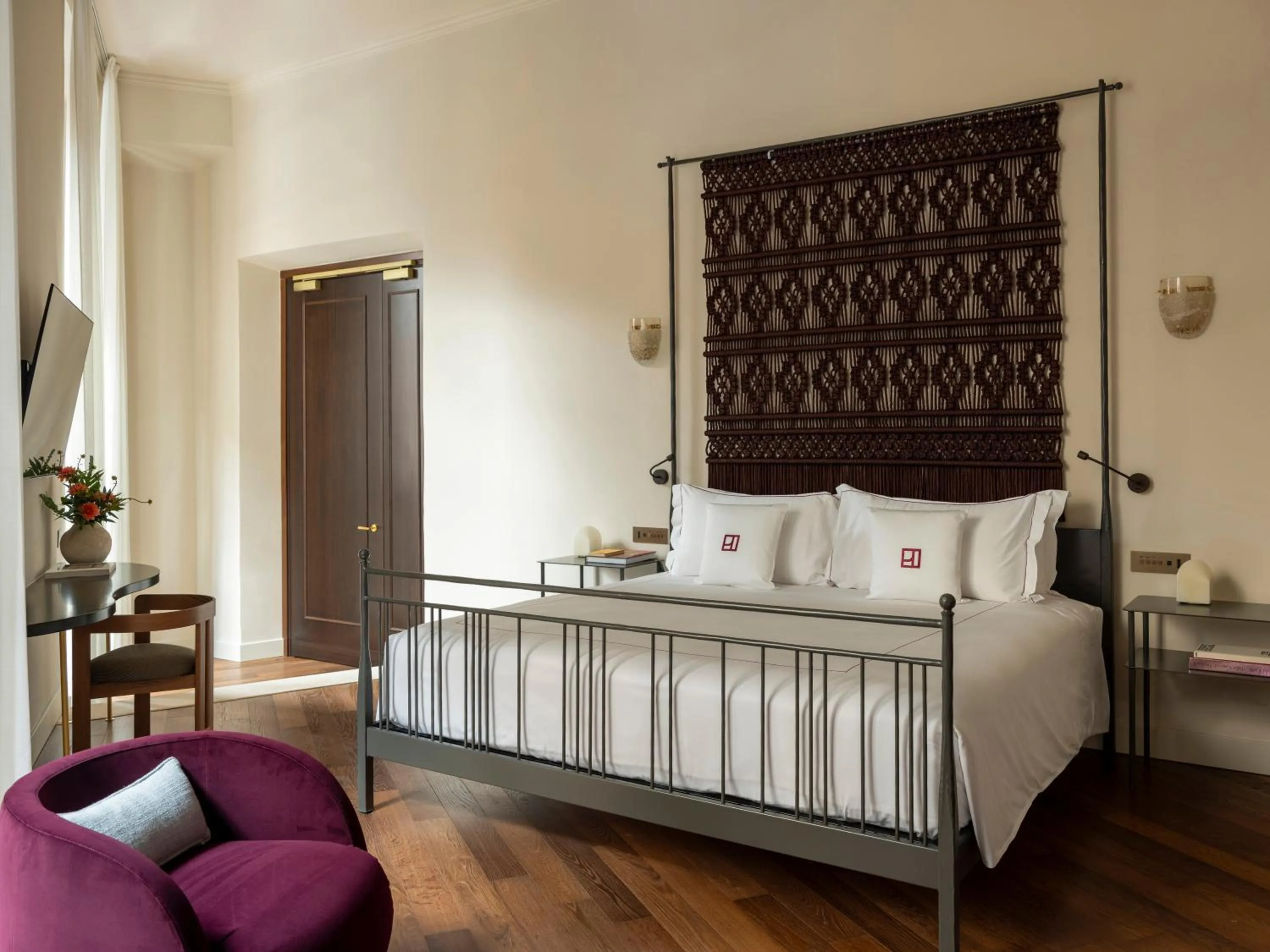 Bedroom, Bed in Palazzo Talìa - Small Luxury Hotels of the World