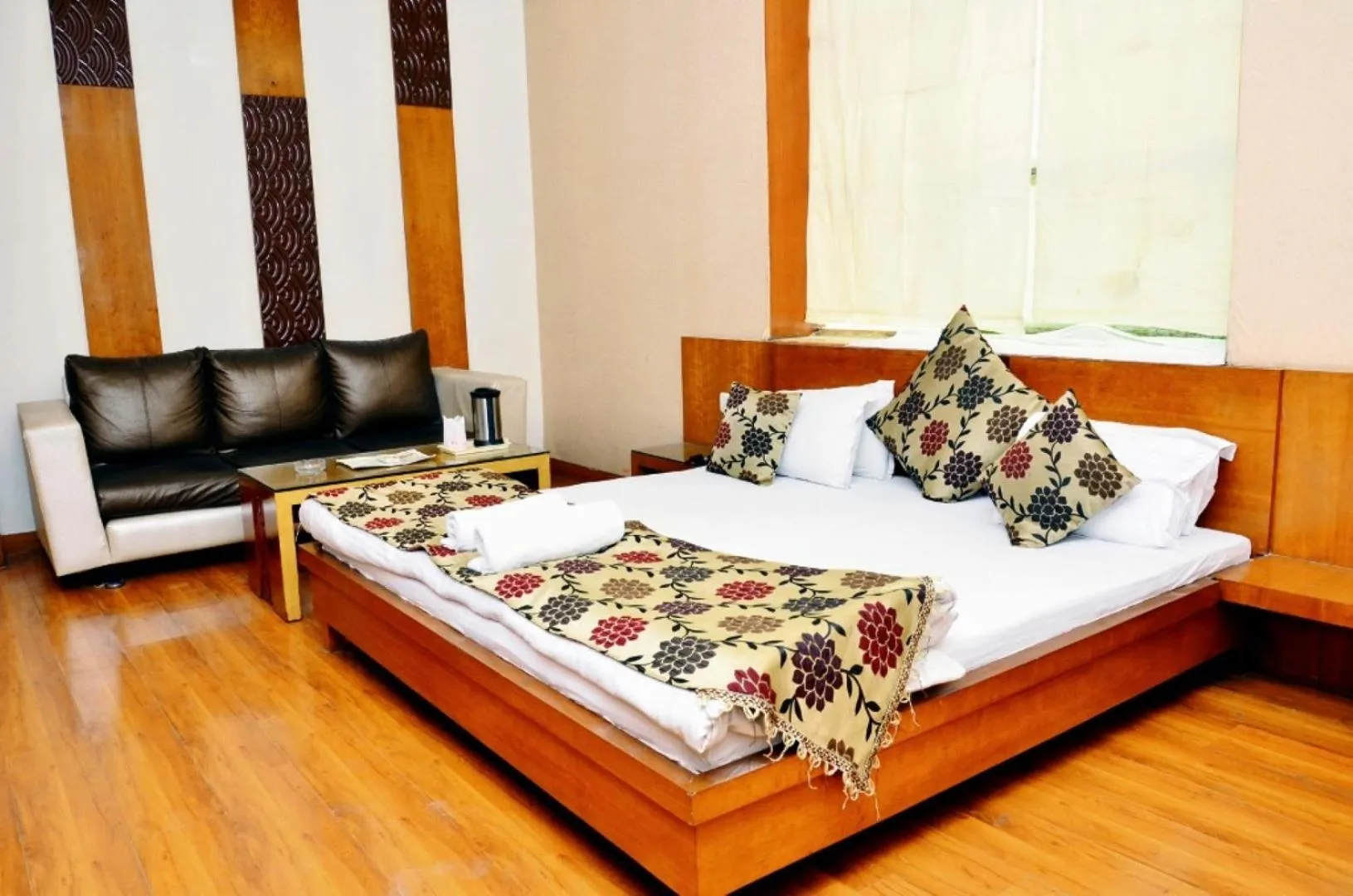 Bed in Hotel Mandakini Plaza , Kanpur