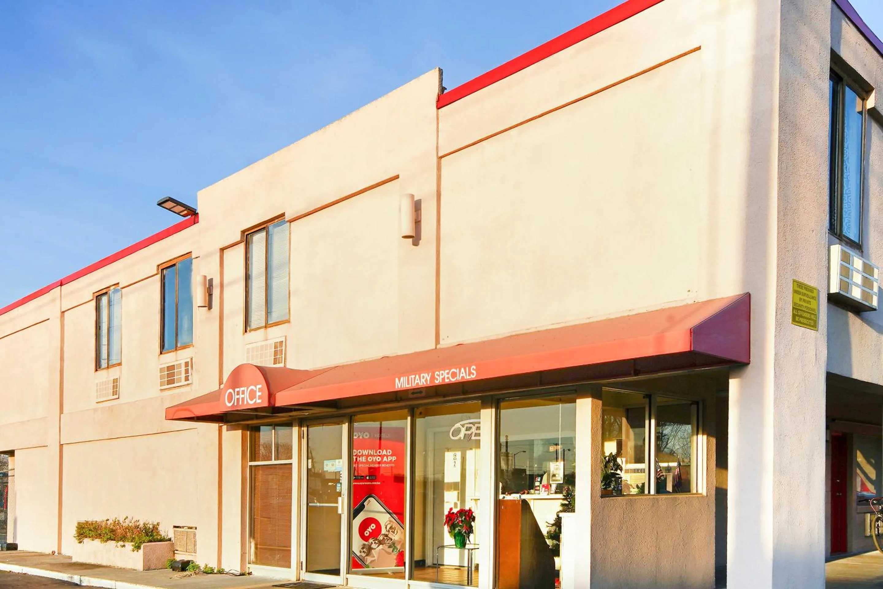 Property building in Hotel Petersburg VA I-95 & E Washington St