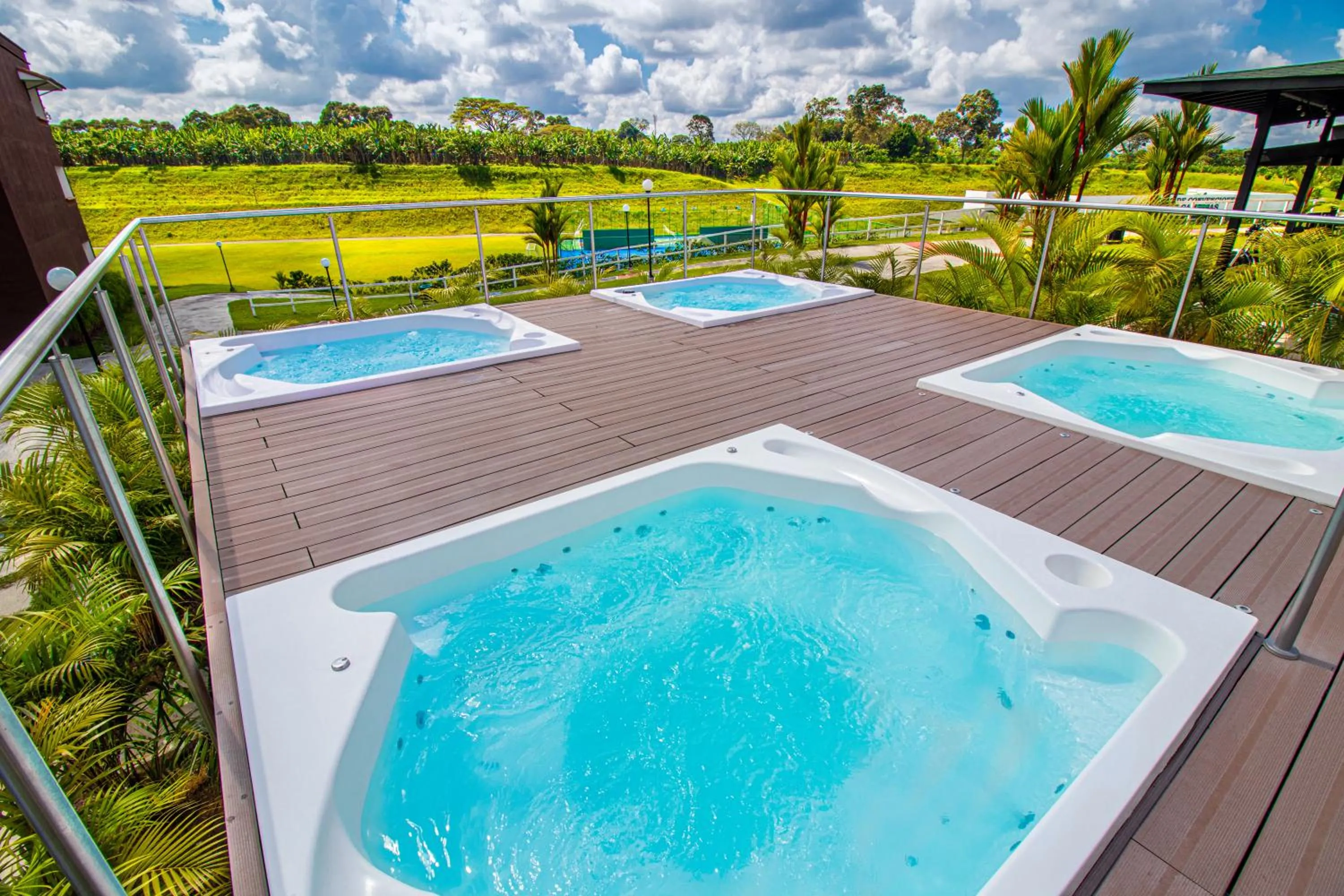 Hot Tub in Hotel Campestre las Camelias