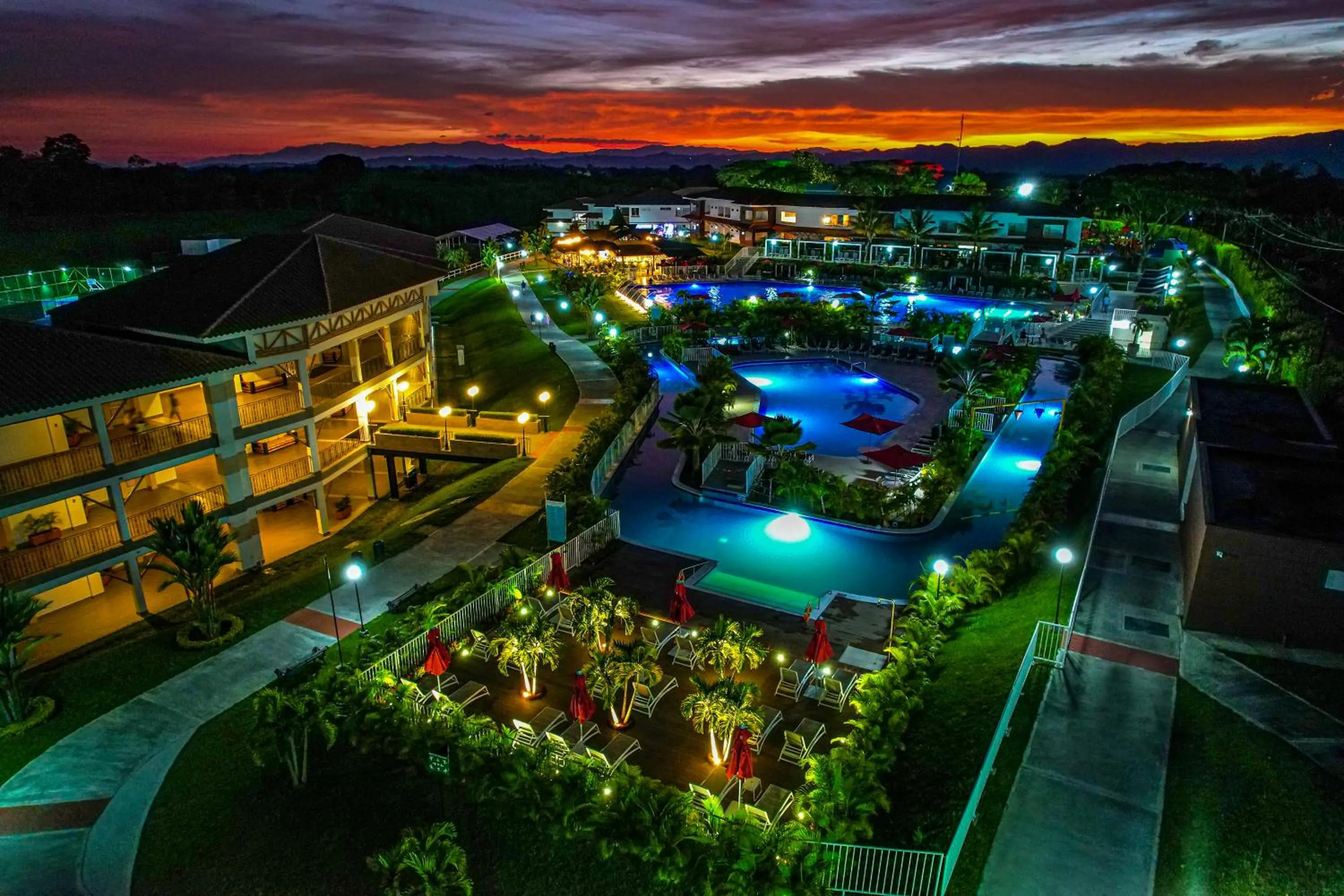 Night in Hotel Campestre las Camelias