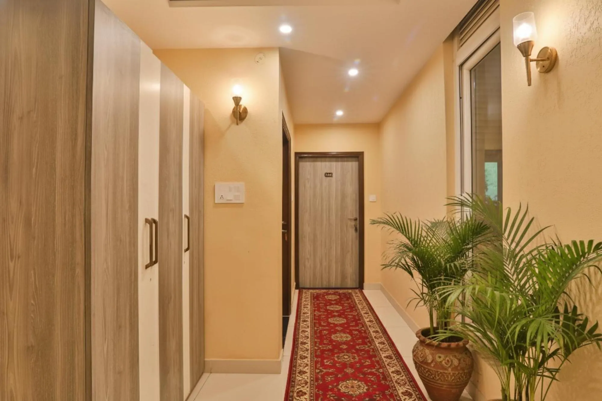 Lobby or reception in FabHotel LS Grand - Nr Banaras Railway Station