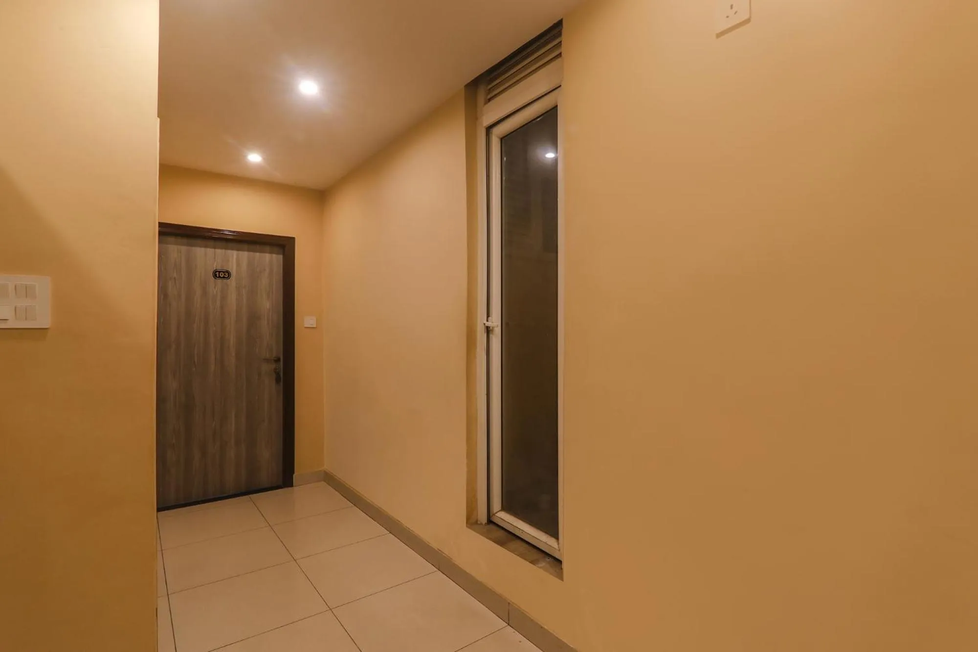 Lobby or reception in FabHotel LS Grand - Nr Banaras Railway Station