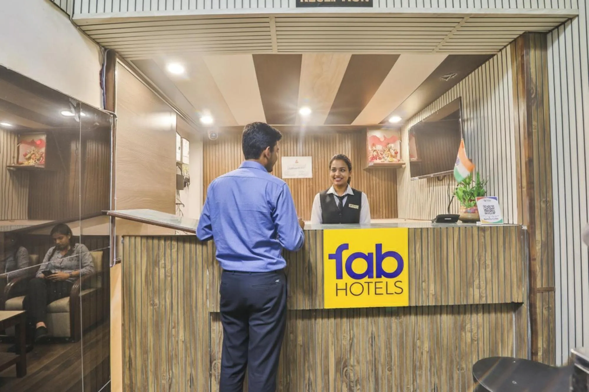 Lobby or reception in FabHotel LS Grand - Nr Banaras Railway Station
