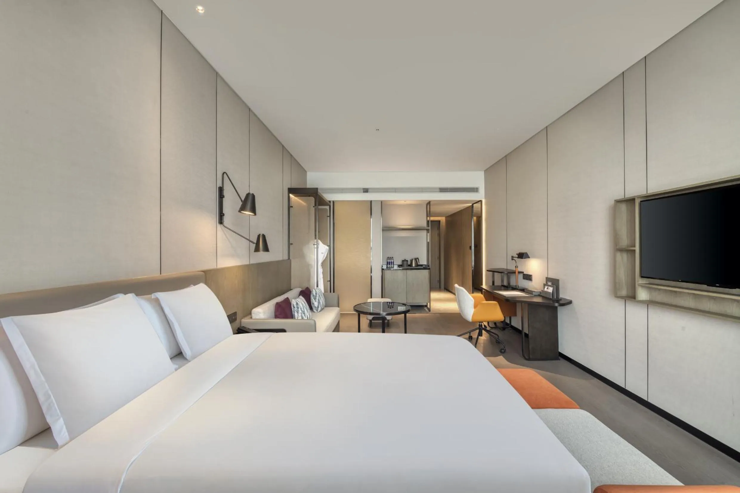 Bed in Crowne Plaza Lanzhou New Area by IHG