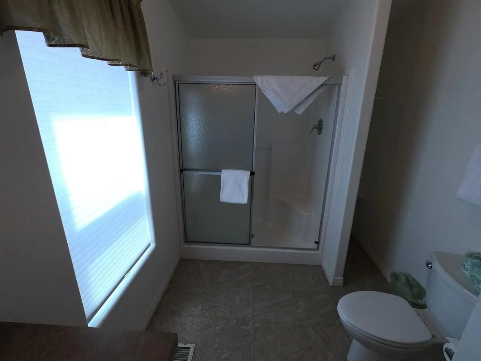 Bedroom in Rr-kenton Hs